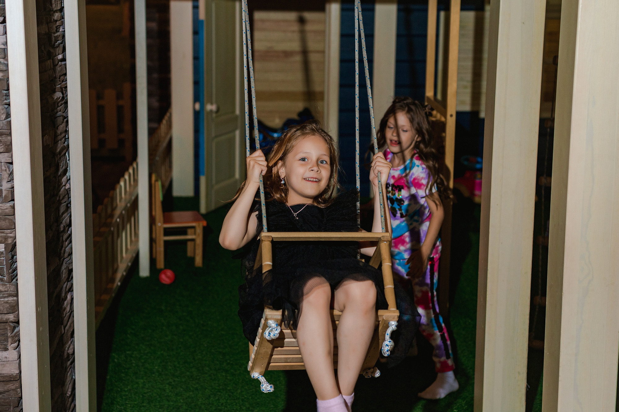 Фотограф на выпускной садик, школа, 1 сентября. Свадебный репортажный и фуд фотограф в Барнауле Гайфулин Виталий