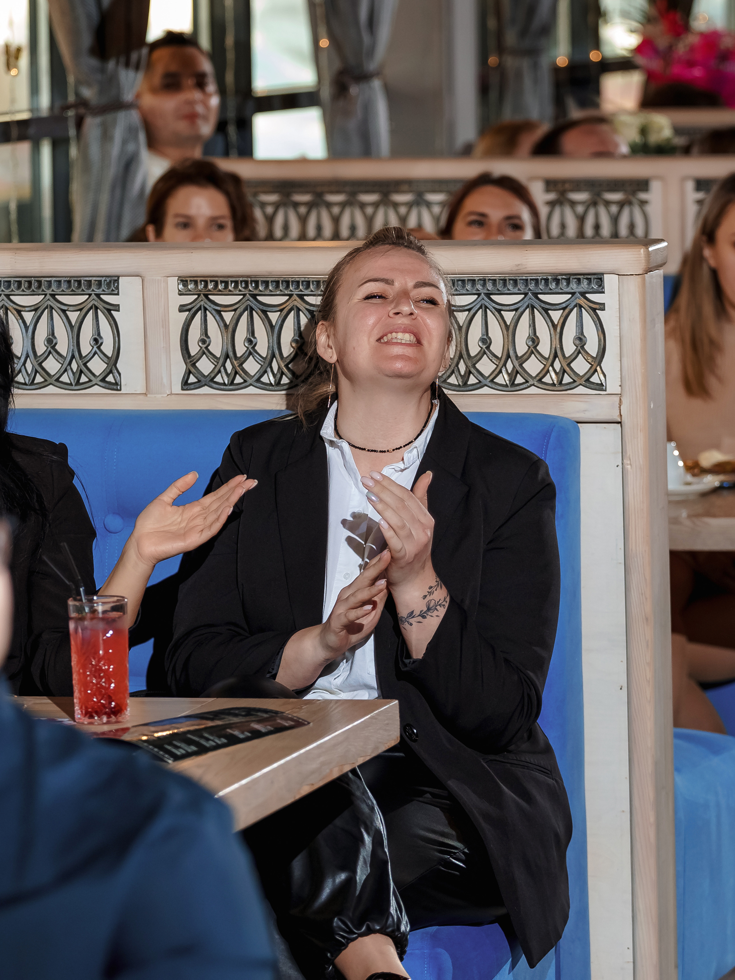 Фотограф на мероприятие. Свадебный репортажный и фуд фотограф в Барнауле Гайфулин Виталий