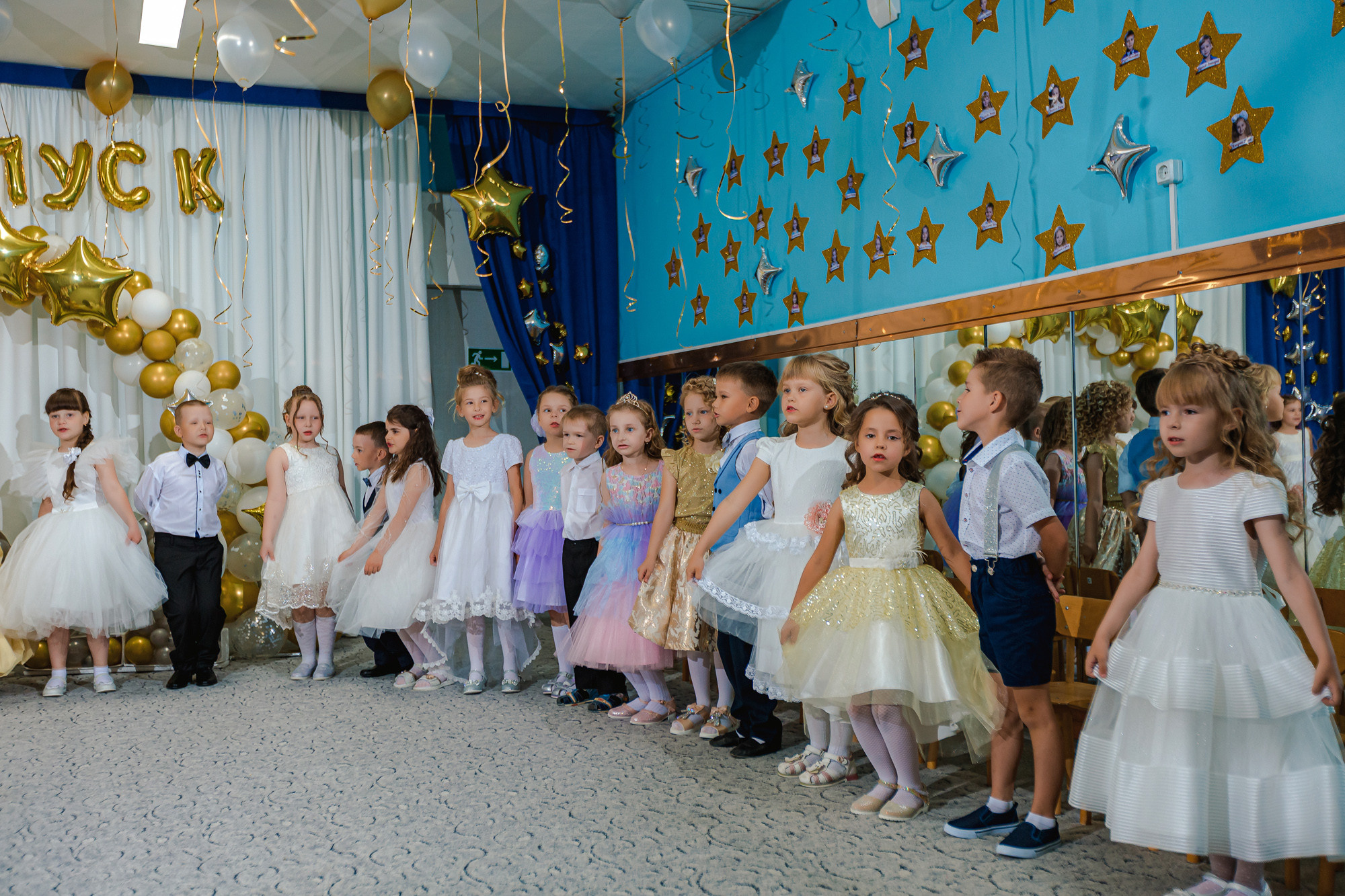 Фотограф на выпускной садик, школа, 1 сентября. Свадебный репортажный и фуд фотограф в Барнауле Гайфулин Виталий