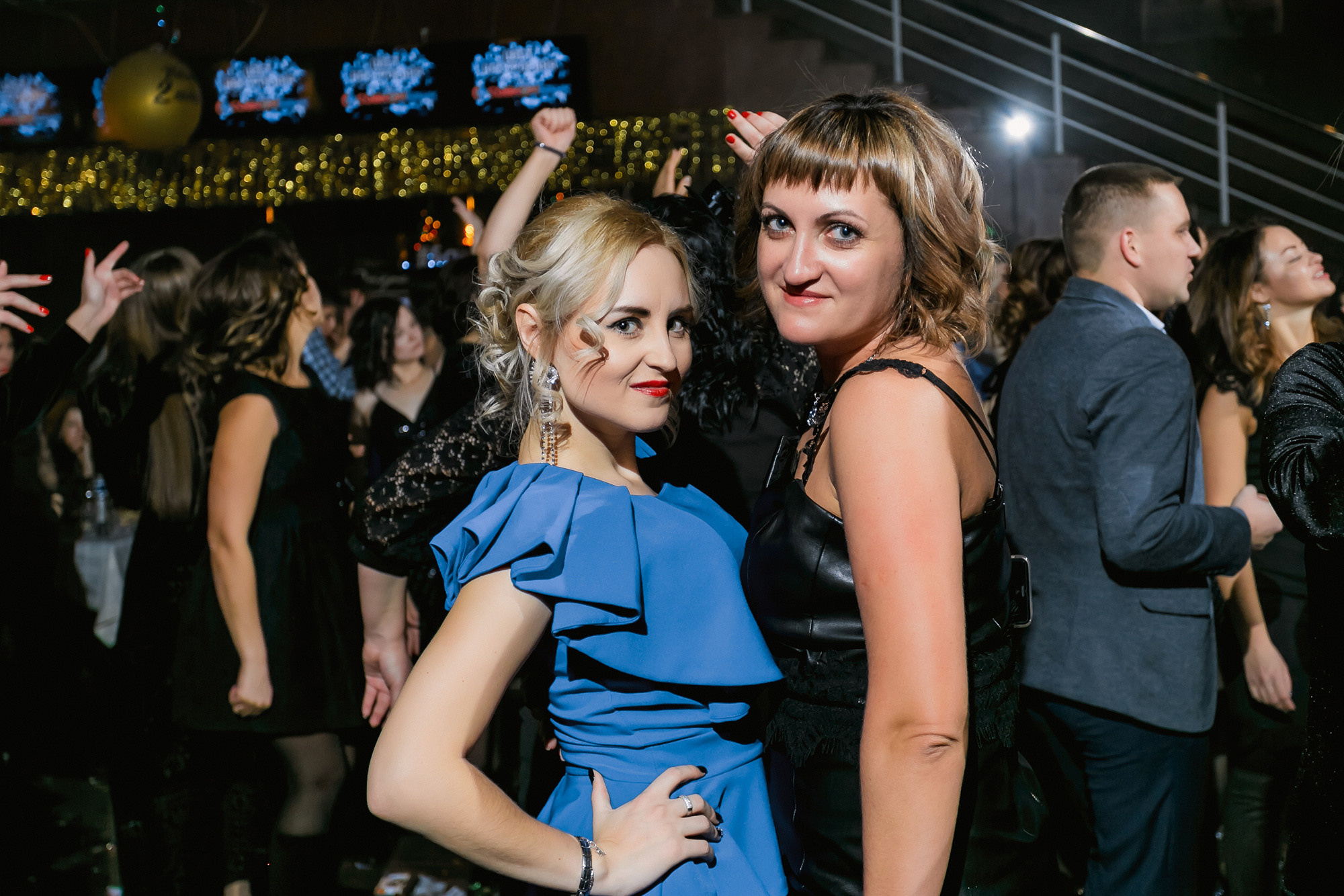 Новогодний корпоратив 300+чел СовкомБанк. Свадебный репортажный и фуд фотограф в Барнауле Гайфулин Виталий