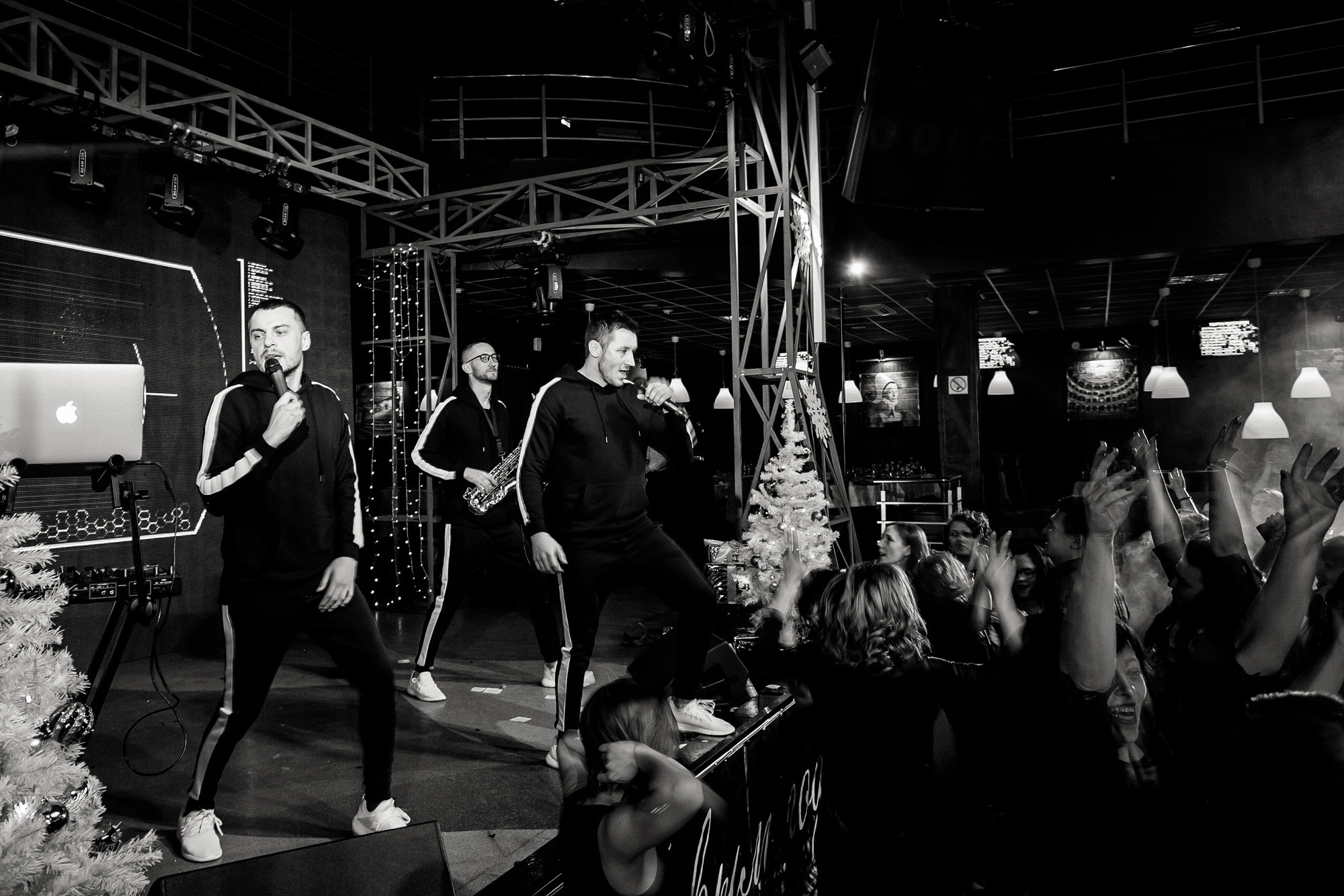 Новогодний корпоратив 300+чел СовкомБанк. Свадебный репортажный и фуд фотограф в Барнауле Гайфулин Виталий