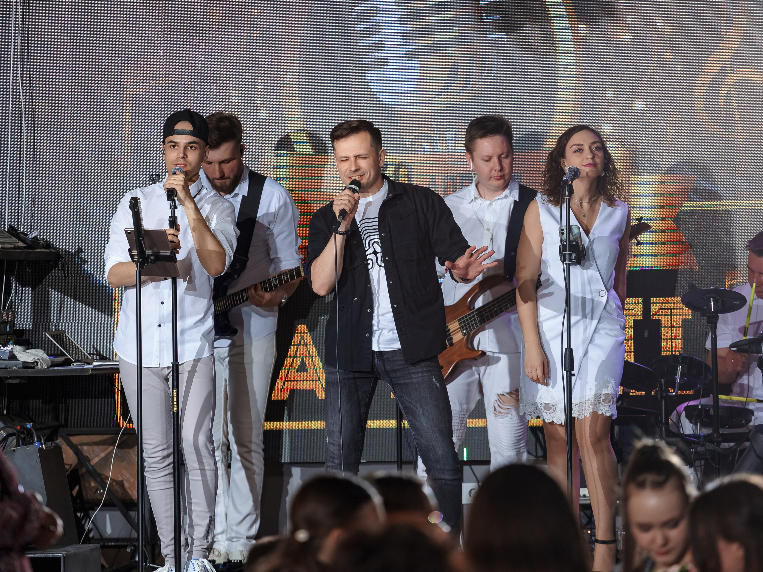 Фотограф на мероприятие. Свадебный репортажный и фуд фотограф в Барнауле Гайфулин Виталий