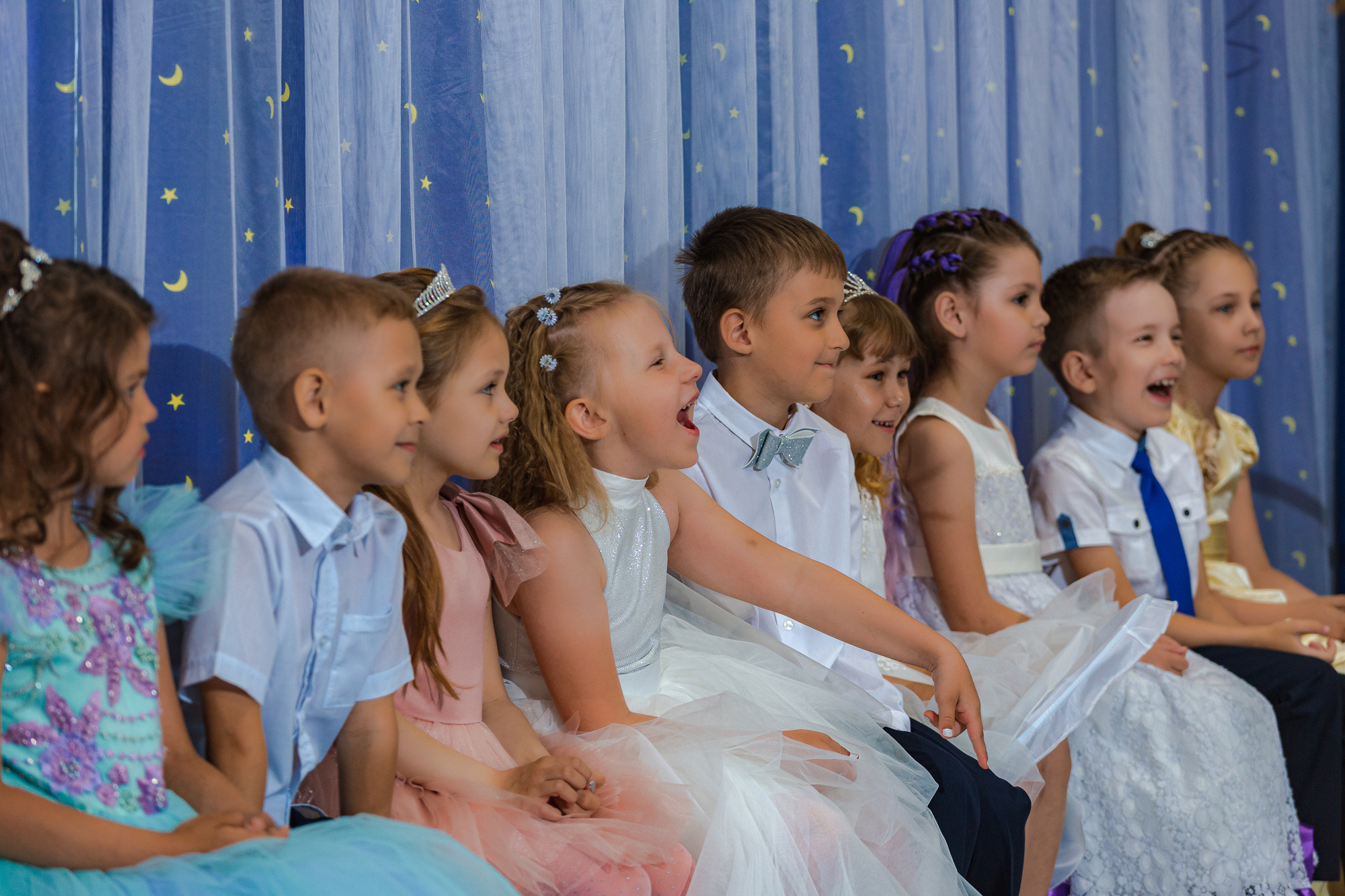 Фотограф на выпускной садик, школа, 1 сентября. Свадебный репортажный и фуд фотограф в Барнауле Гайфулин Виталий