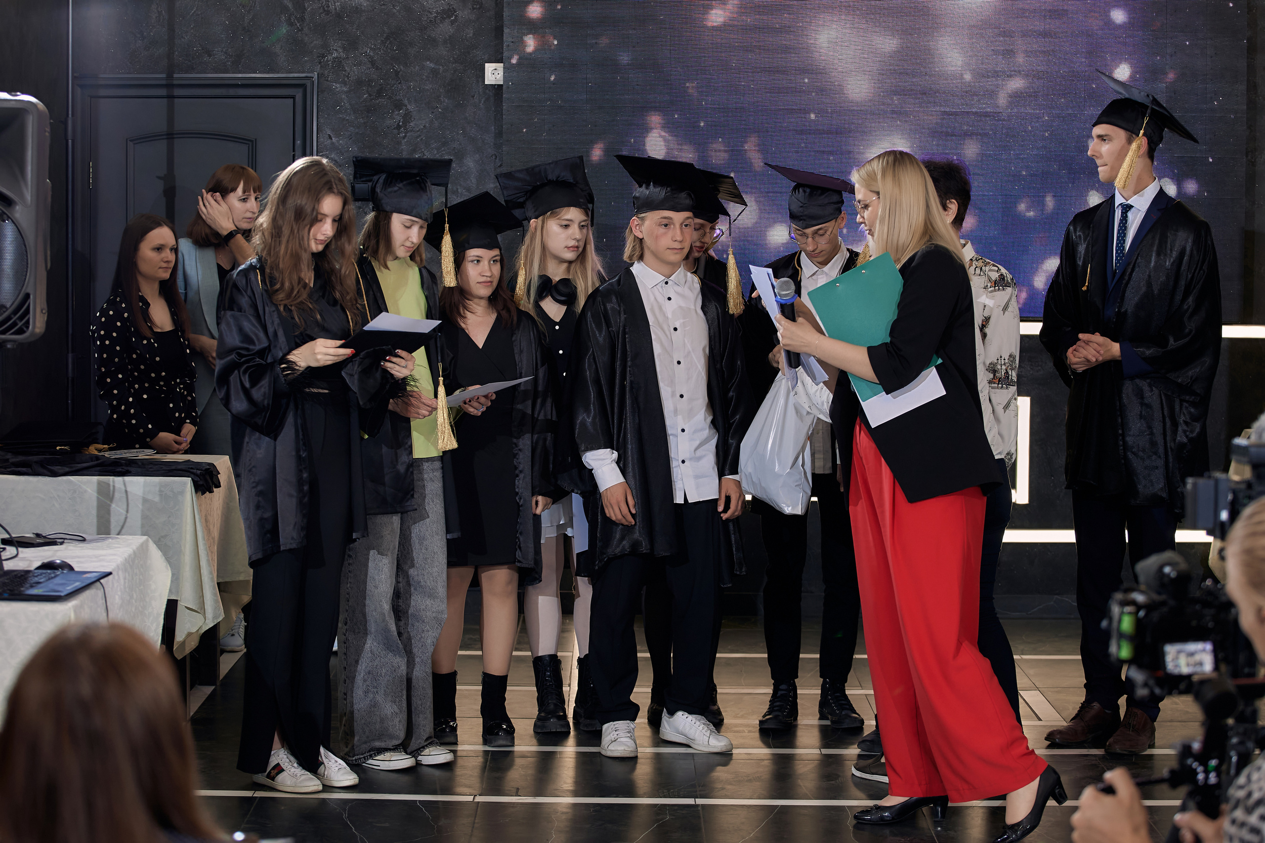 Фотограф на выпускной. Свадебный репортажный и фуд фотограф в Барнауле Гайфулин Виталий