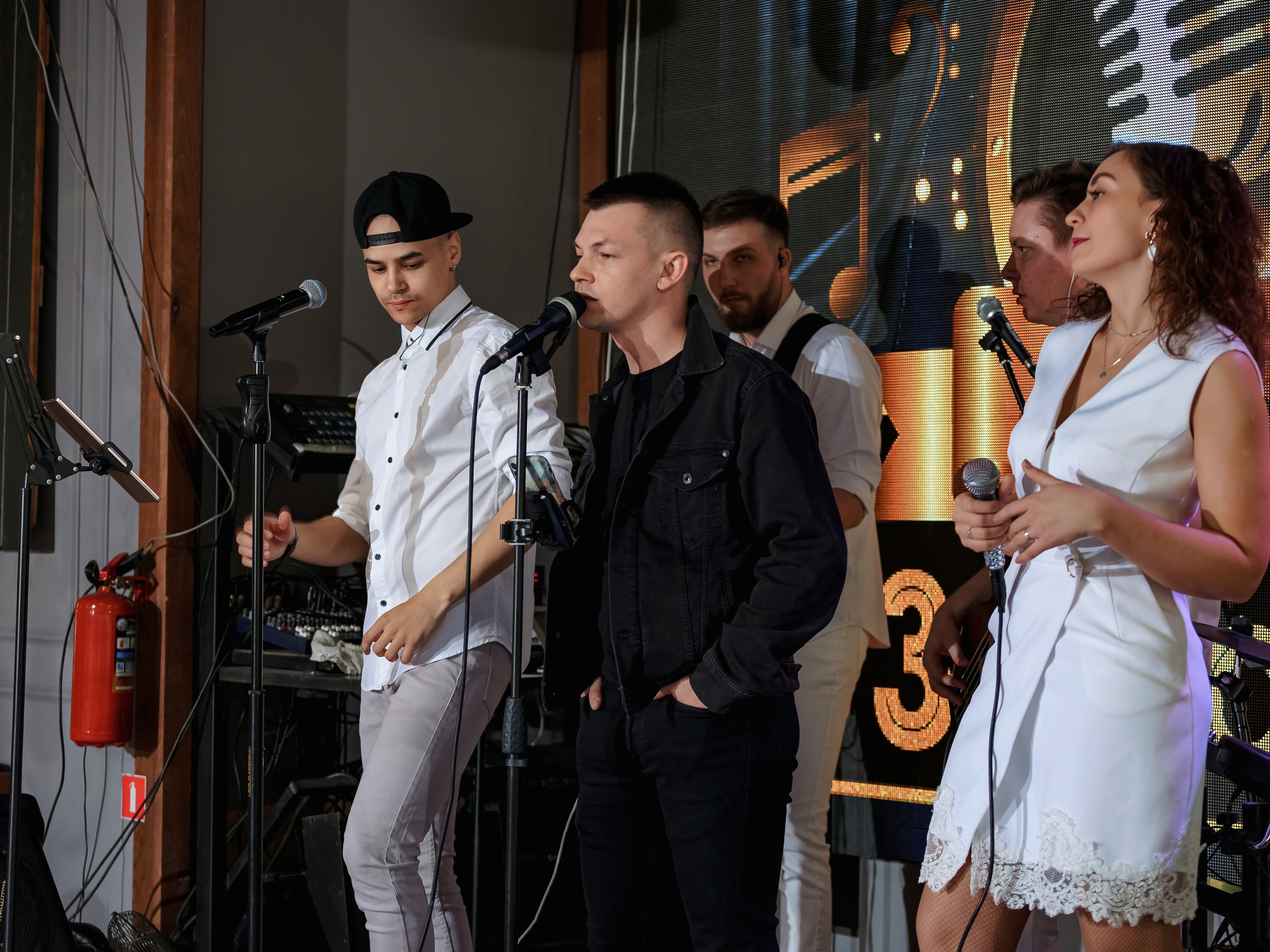 Фотограф на мероприятие. Свадебный репортажный и фуд фотограф в Барнауле Гайфулин Виталий