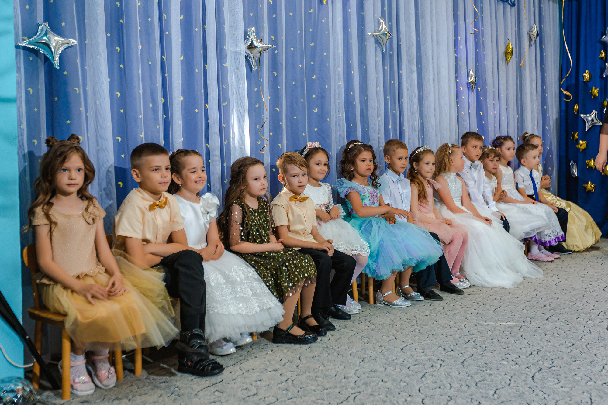 Фотограф на выпускной садик, школа, 1 сентября. Свадебный репортажный и фуд фотограф в Барнауле Гайфулин Виталий