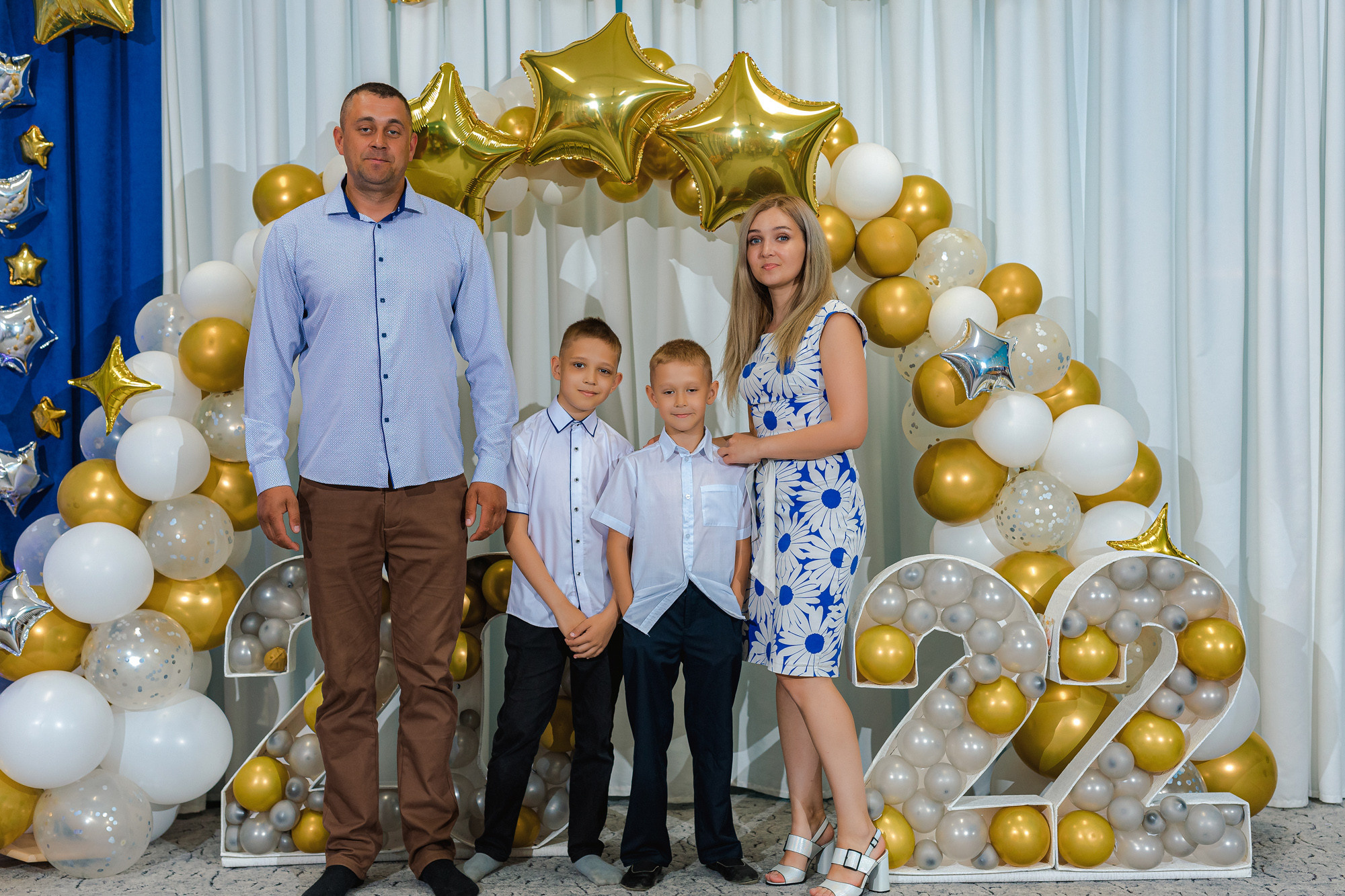 Фотограф на выпускной садик, школа, 1 сентября. Свадебный репортажный и фуд фотограф в Барнауле Гайфулин Виталий