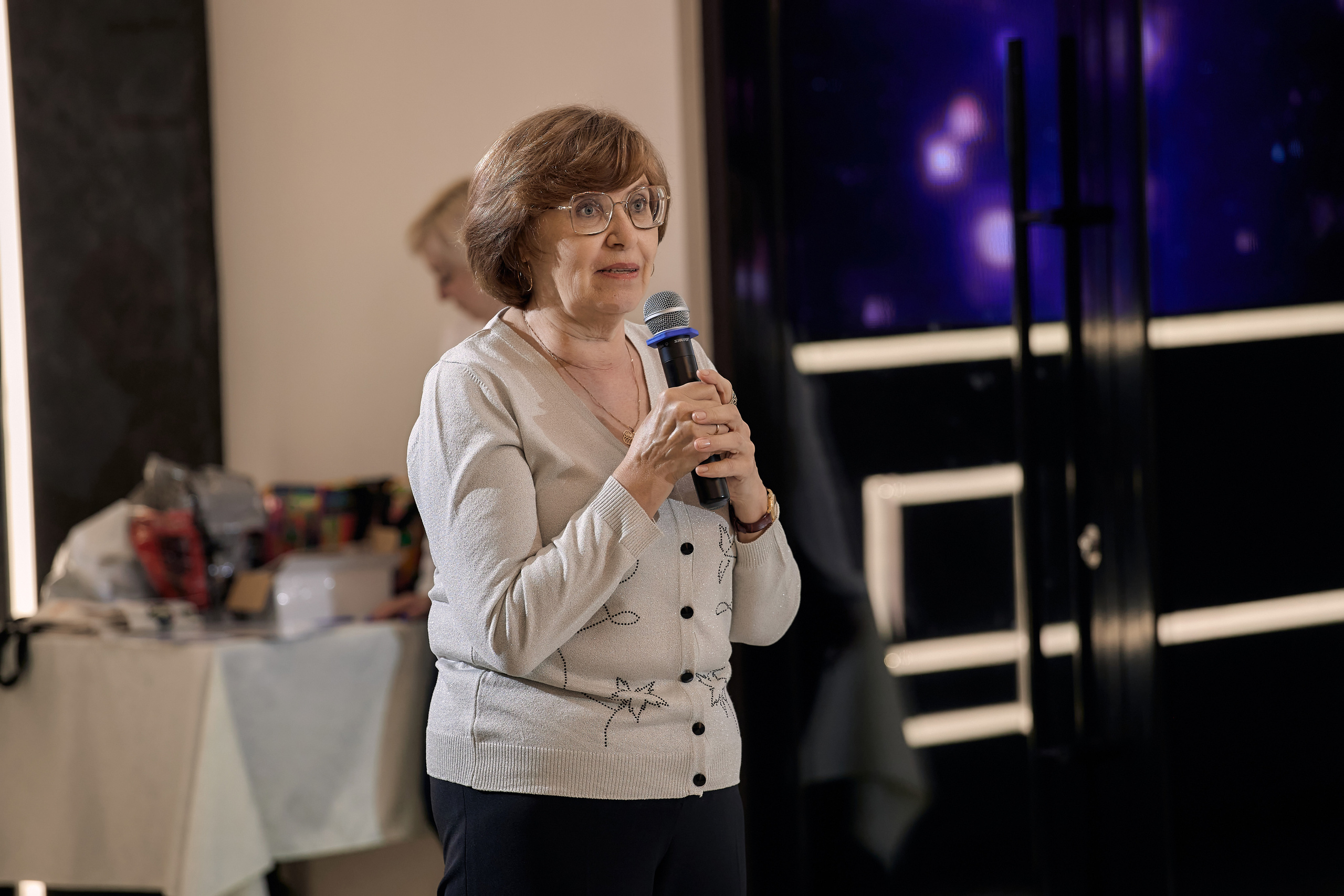 Фотограф на выпускной. Свадебный репортажный и фуд фотограф в Барнауле Гайфулин Виталий