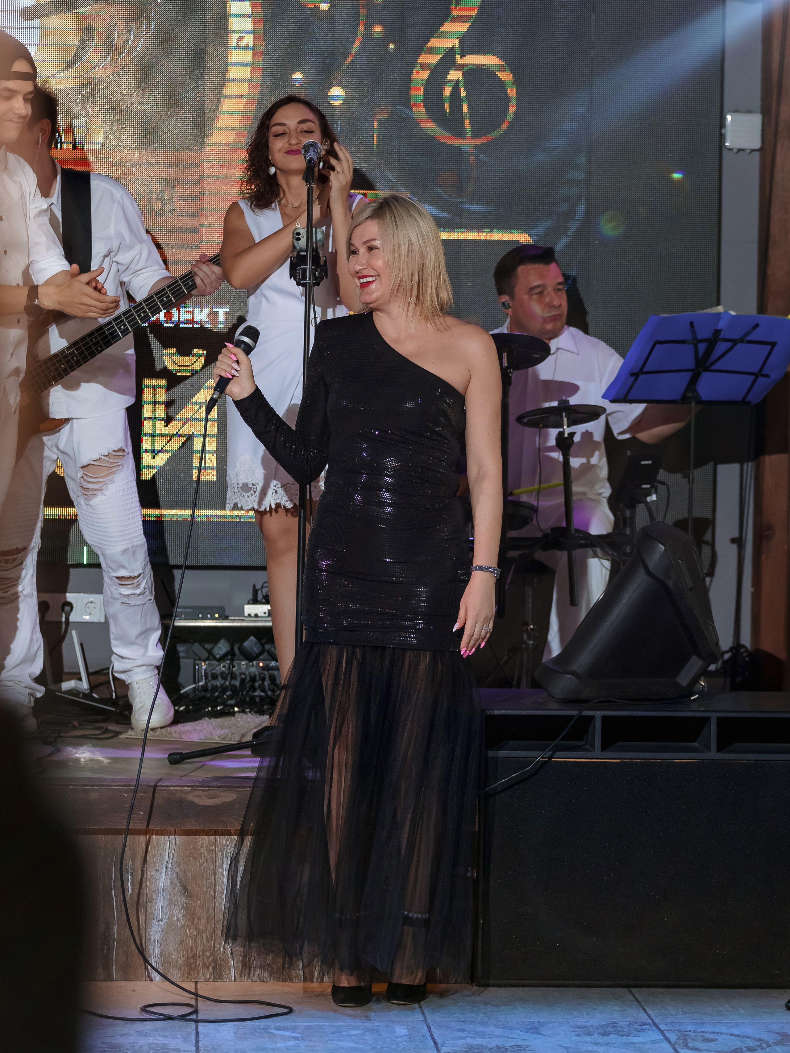 Фотограф на мероприятие. Свадебный репортажный и фуд фотограф в Барнауле Гайфулин Виталий