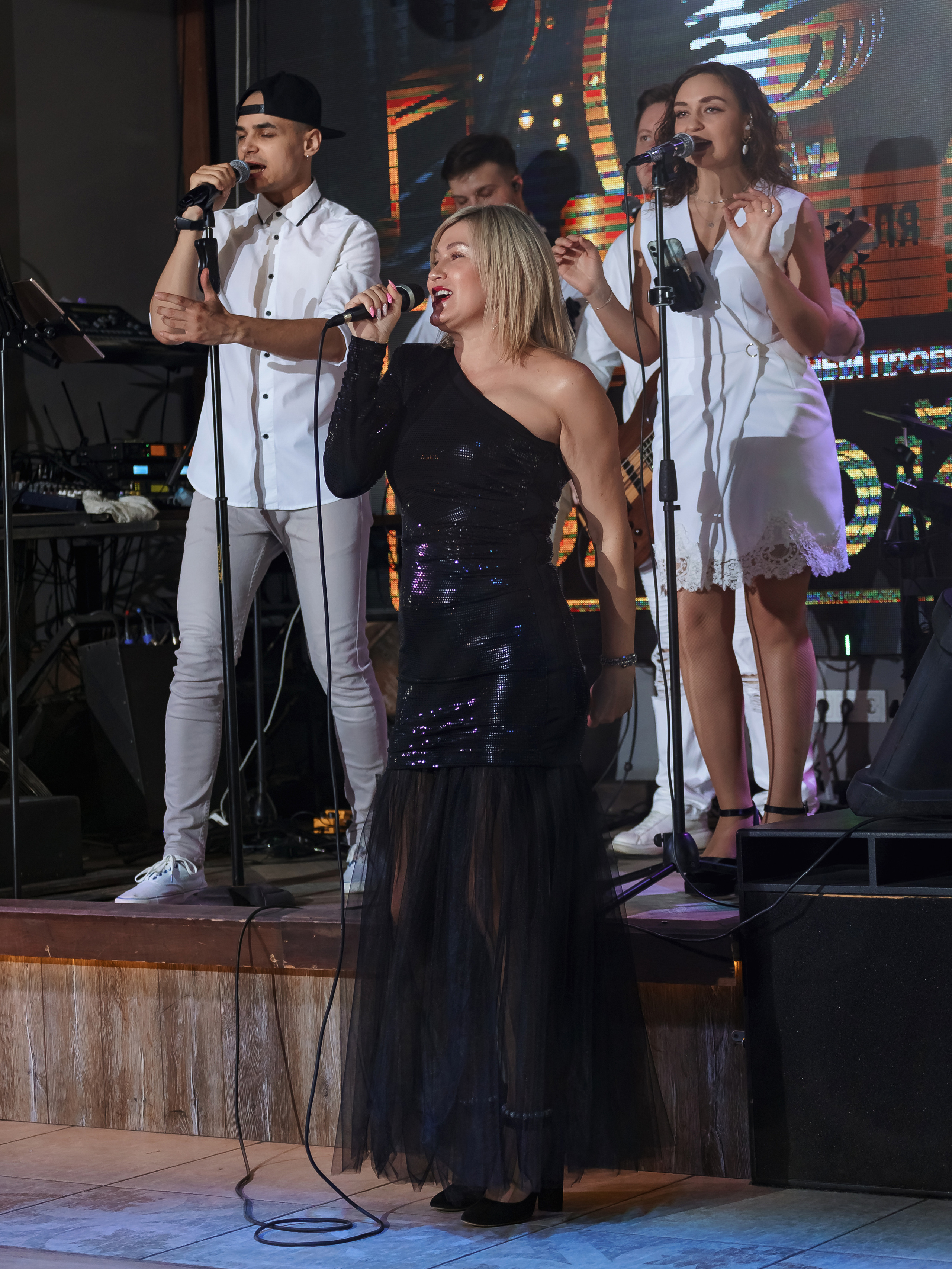 Фотограф на мероприятие. Свадебный репортажный и фуд фотограф в Барнауле Гайфулин Виталий