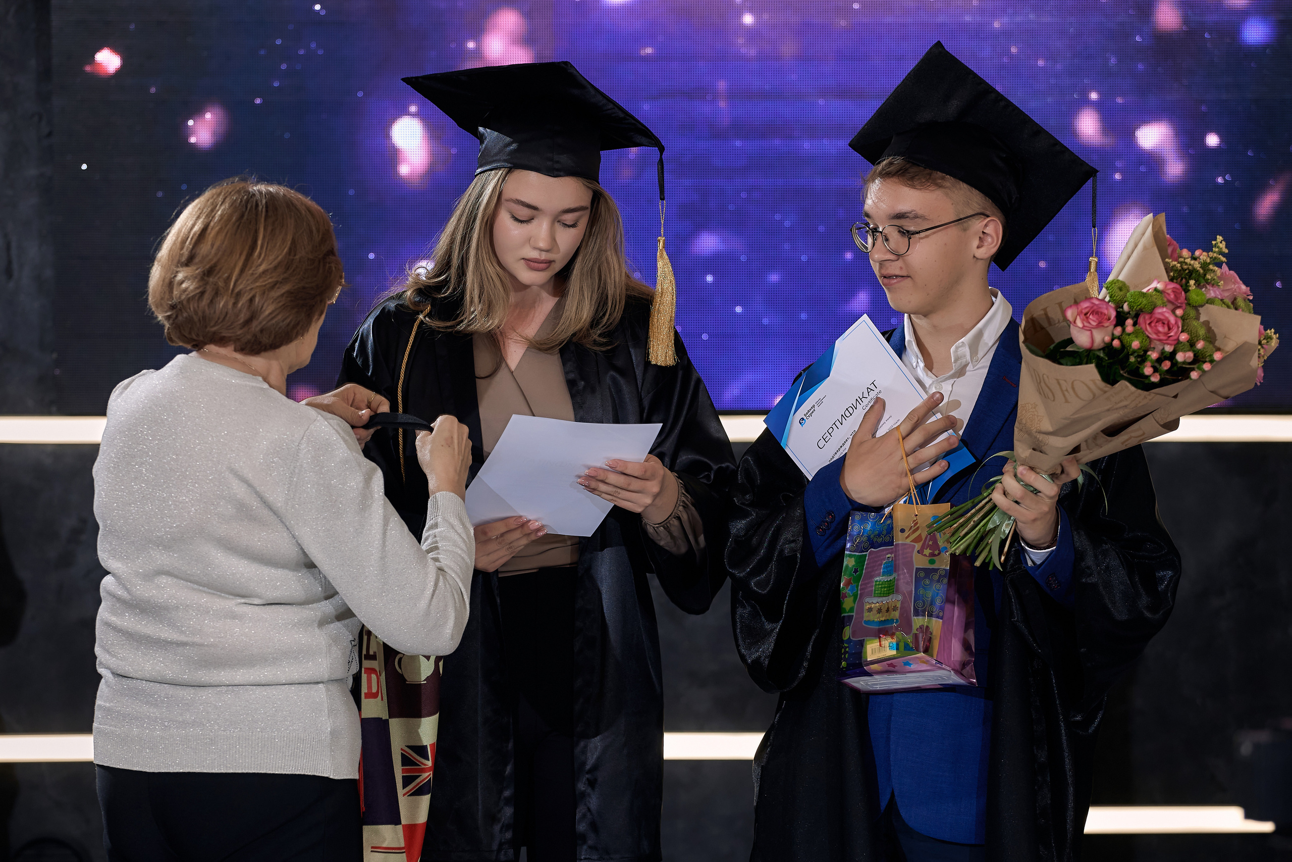 Фотограф на выпускной. Свадебный репортажный и фуд фотограф в Барнауле Гайфулин Виталий