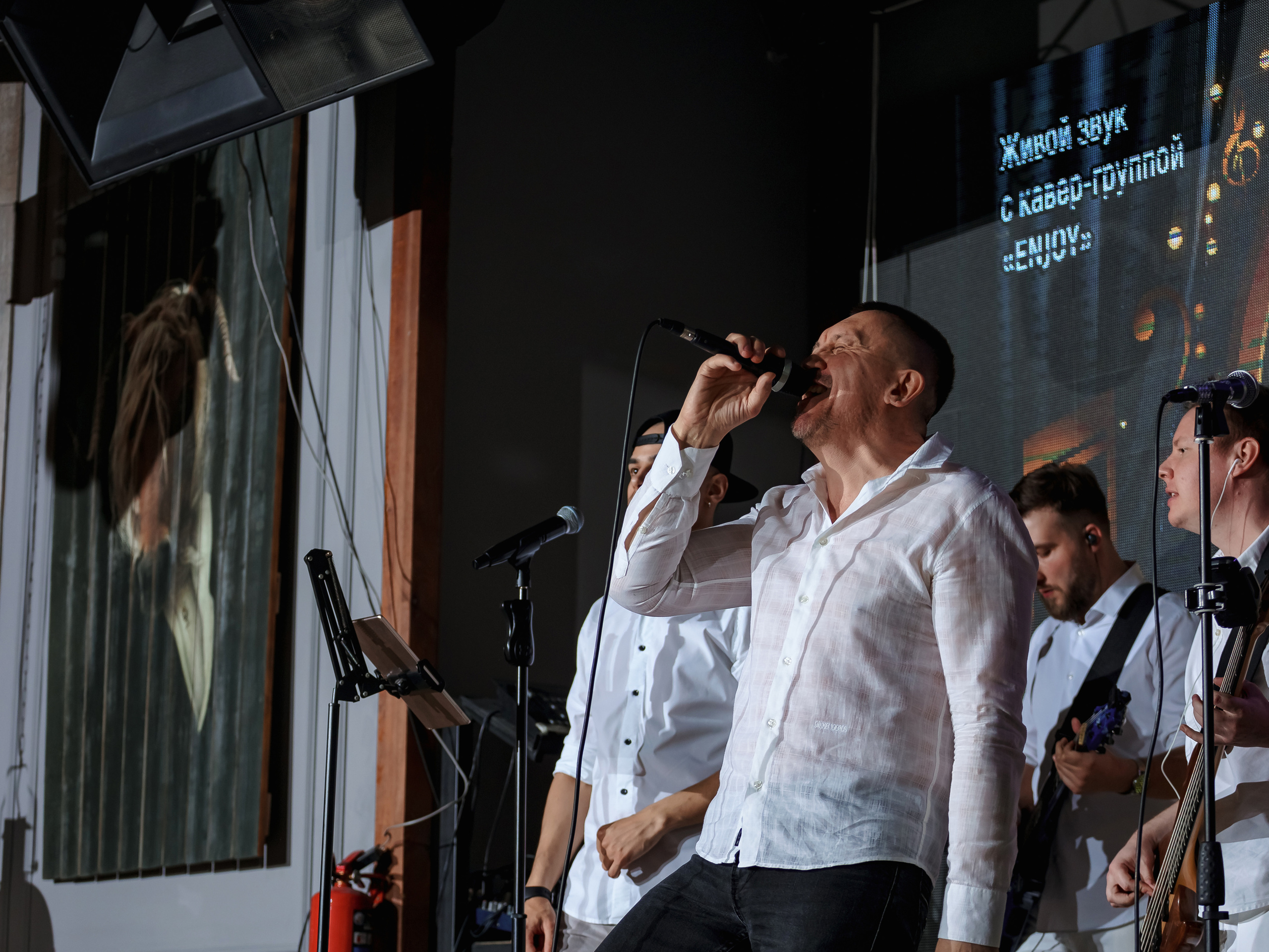 Фотограф на мероприятие. Свадебный репортажный и фуд фотограф в Барнауле Гайфулин Виталий