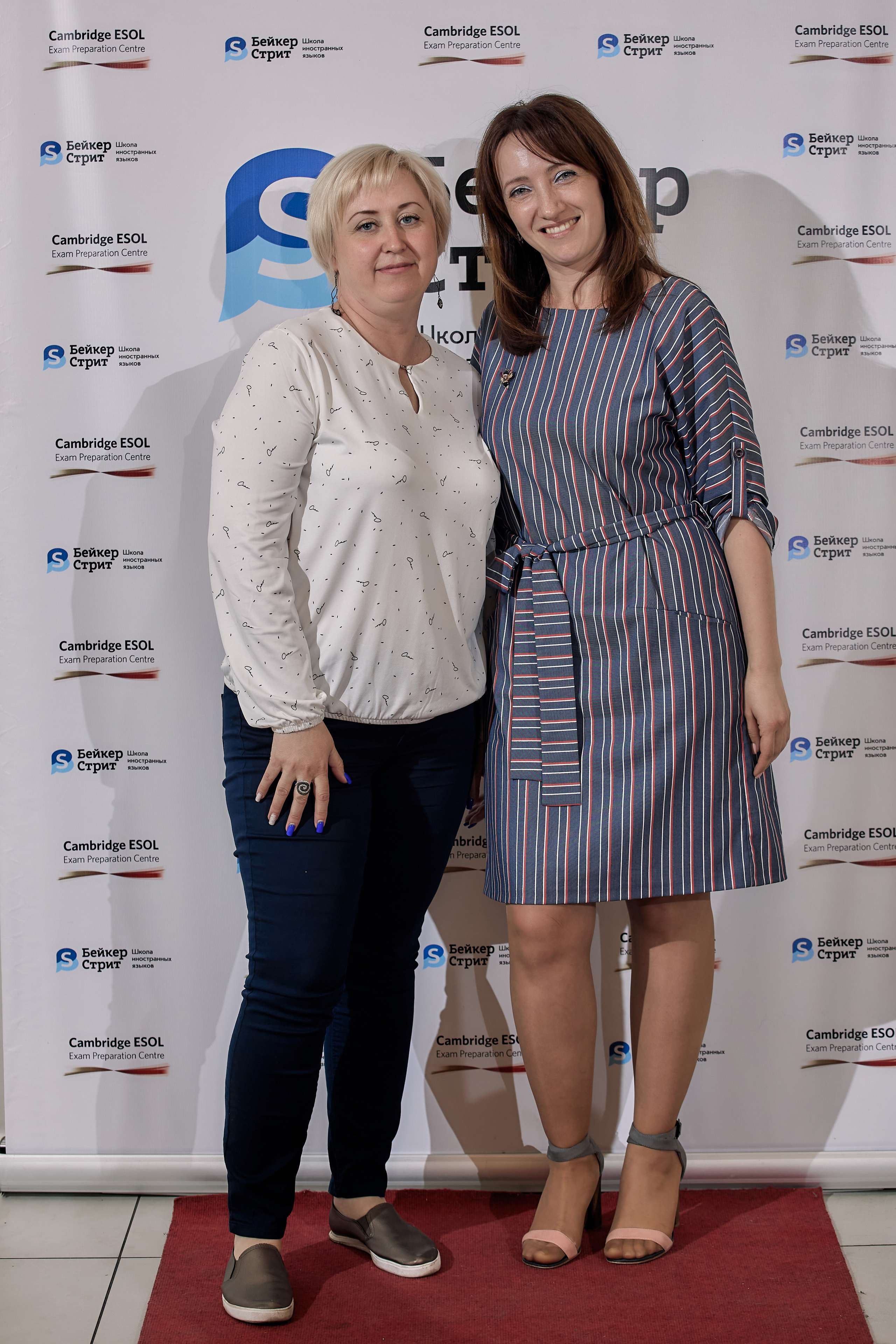 Фотограф на выпускной. Свадебный репортажный и фуд фотограф в Барнауле Гайфулин Виталий