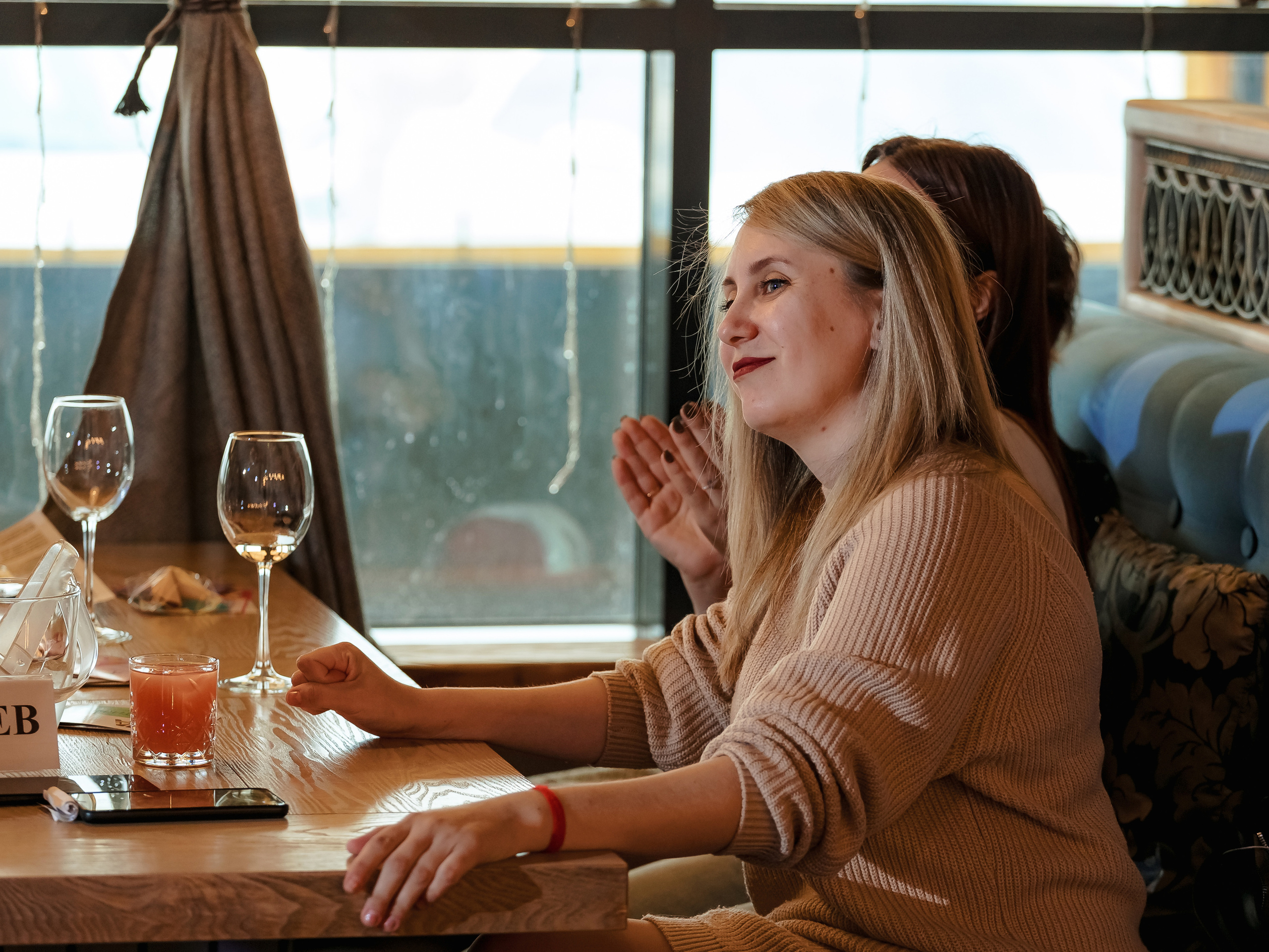 Фотограф на мероприятие. Свадебный репортажный и фуд фотограф в Барнауле Гайфулин Виталий