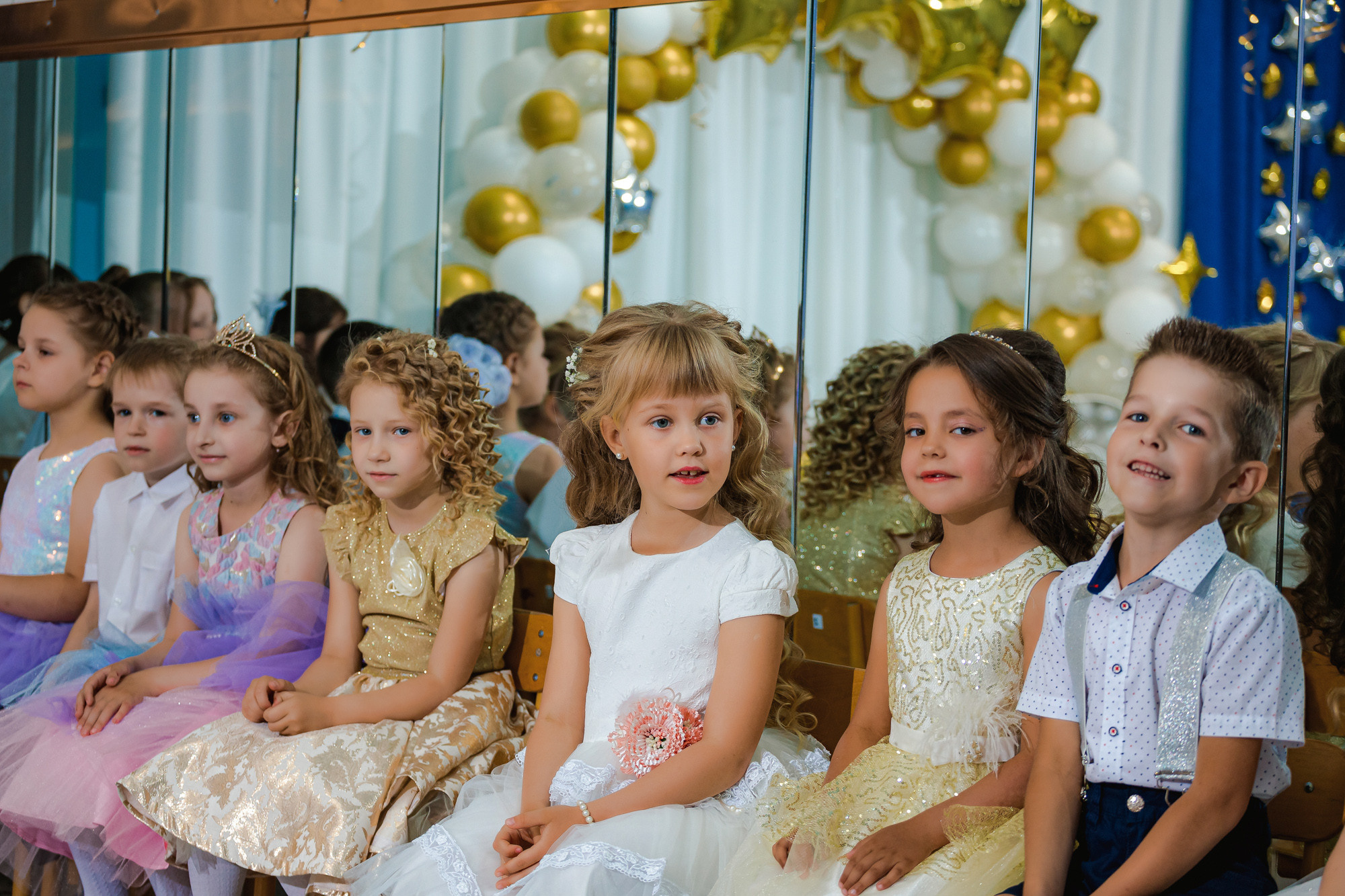 Фотограф на выпускной садик, школа, 1 сентября. Свадебный репортажный и фуд фотограф в Барнауле Гайфулин Виталий