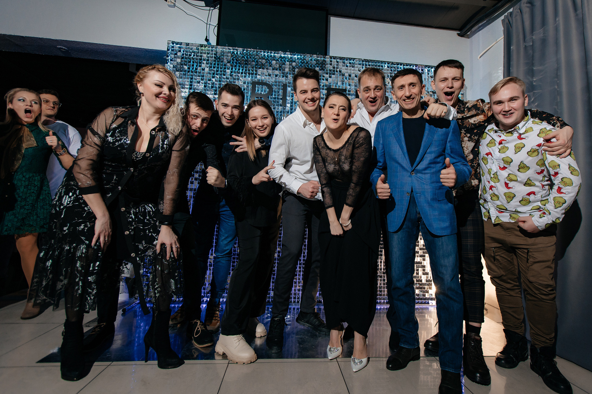 Фотограф на корпоратив. Свадебный репортажный и фуд фотограф в Барнауле Гайфулин Виталий