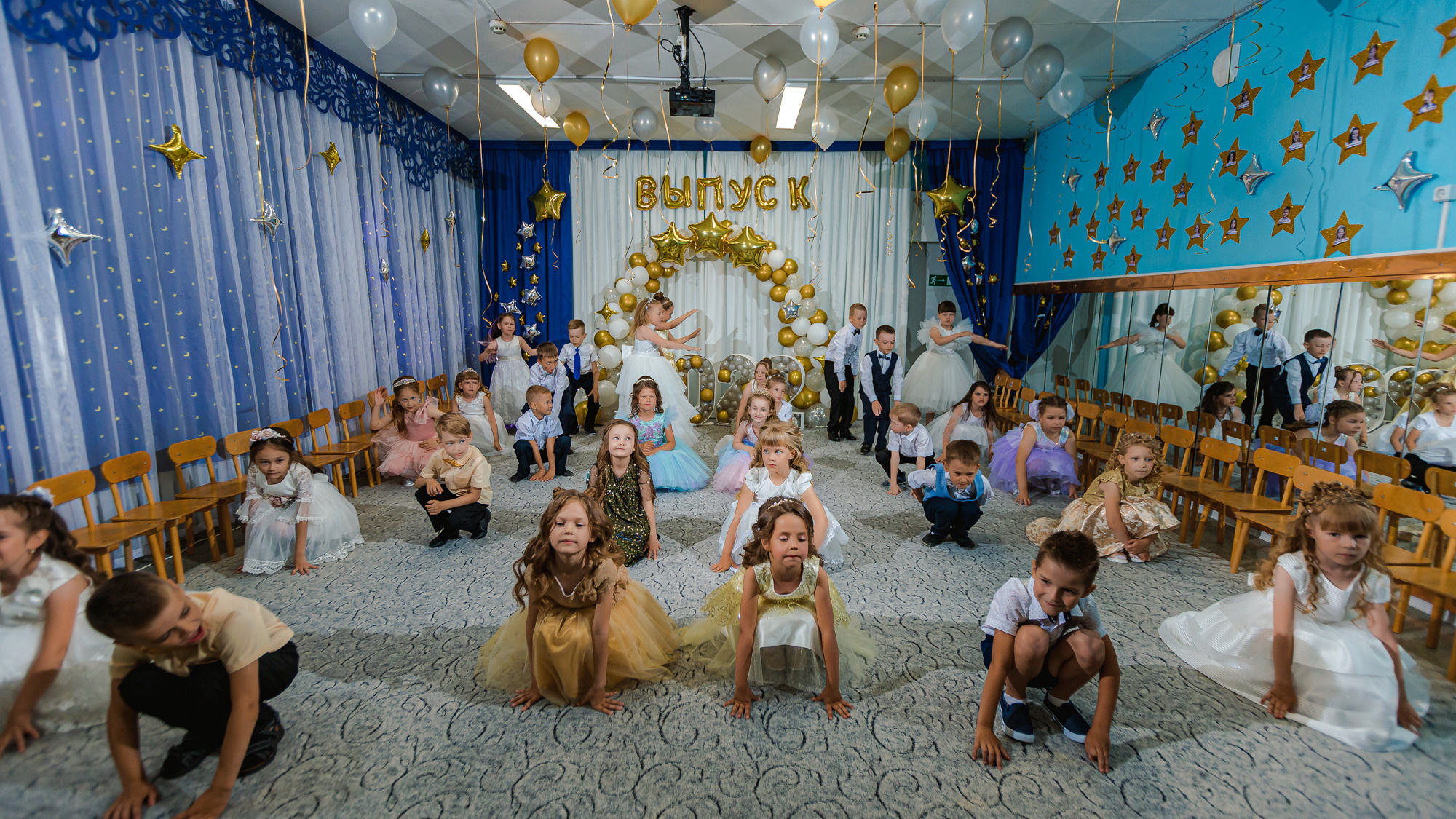 Фотограф на выпускной садик, школа, 1 сентября. Свадебный репортажный и фуд фотограф в Барнауле Гайфулин Виталий