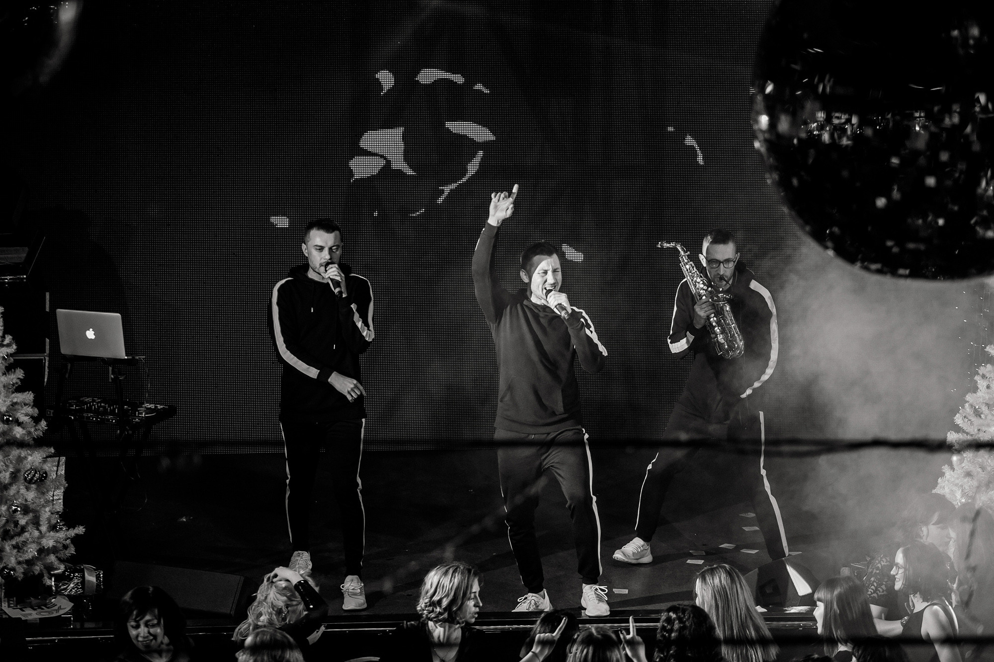 Новогодний корпоратив 300+чел СовкомБанк. Свадебный репортажный и фуд фотограф в Барнауле Гайфулин Виталий