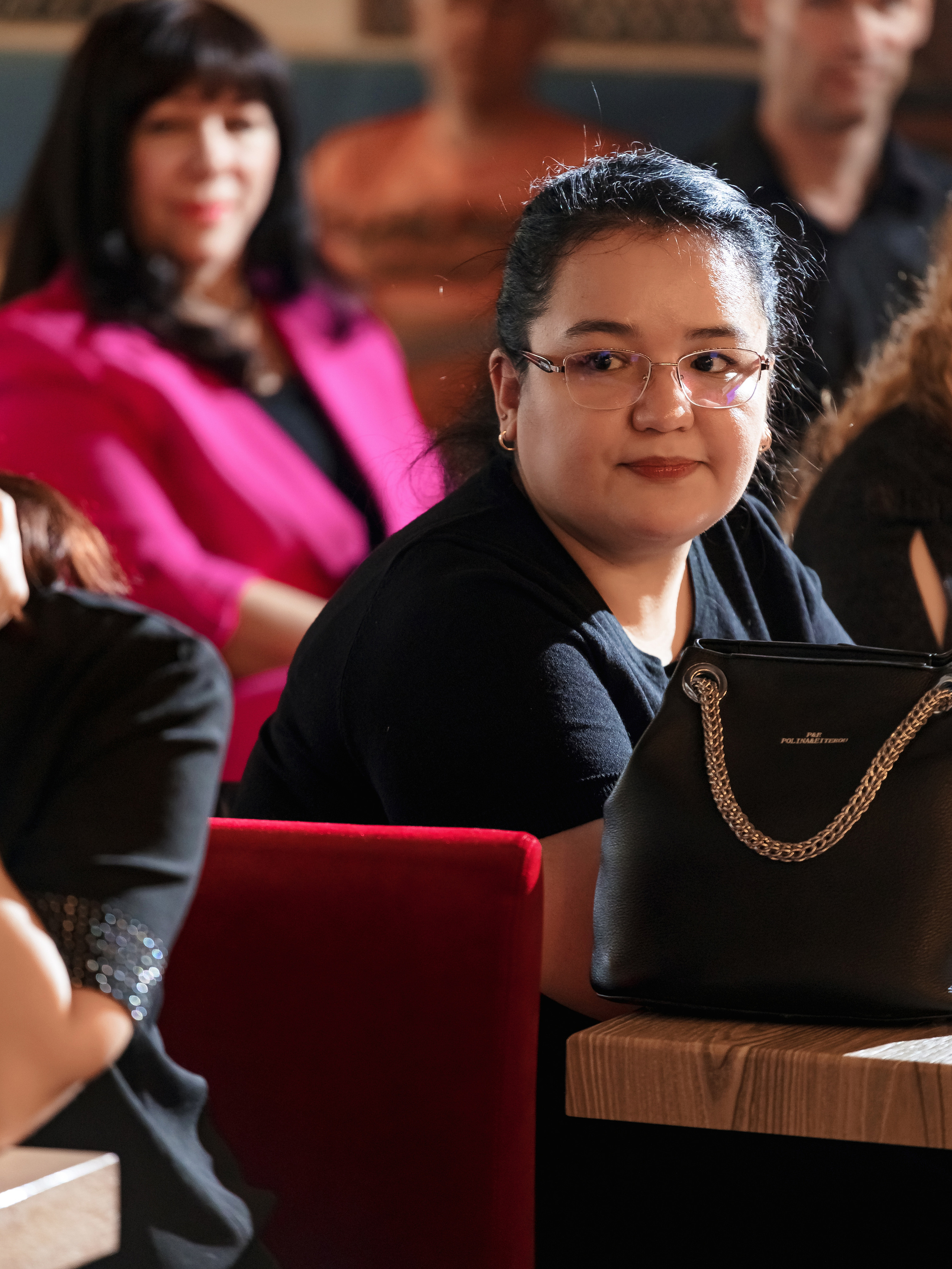 Фотограф на мероприятие. Свадебный репортажный и фуд фотограф в Барнауле Гайфулин Виталий