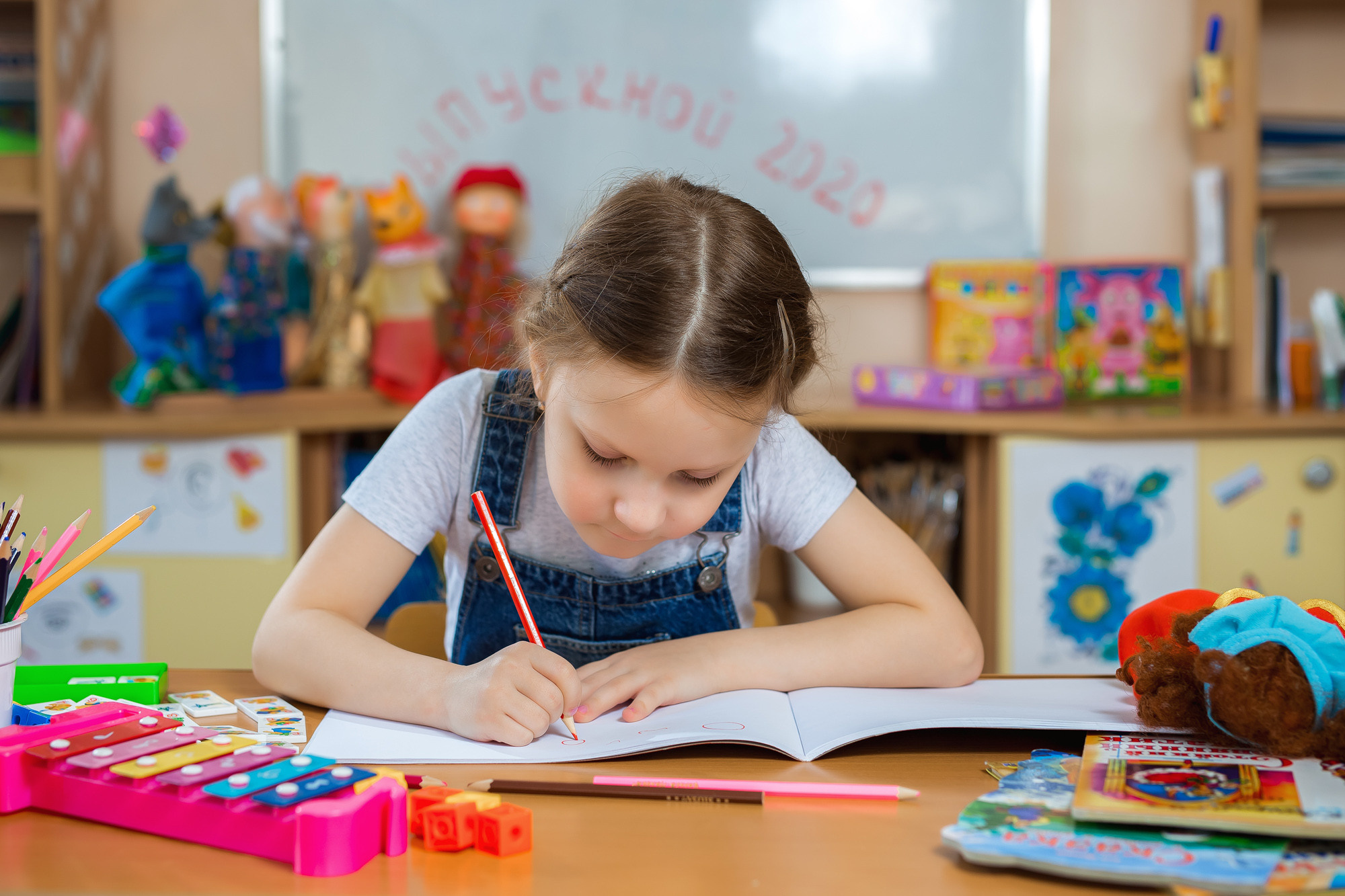 Фотограф на выпускной садик, школа, 1 сентября. Свадебный репортажный и фуд фотограф в Барнауле Гайфулин Виталий