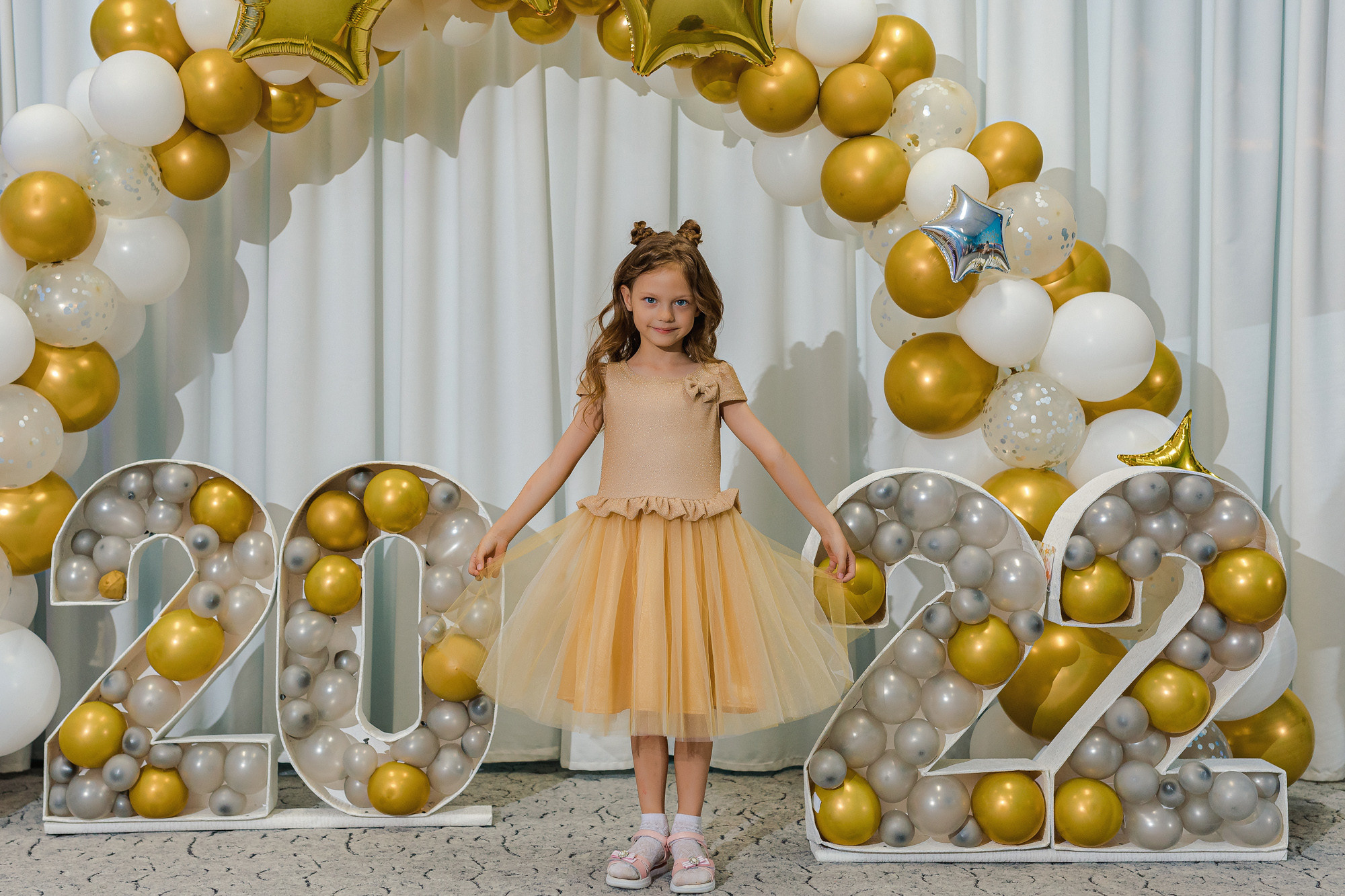 Фотограф на выпускной садик, школа, 1 сентября. Свадебный репортажный и фуд фотограф в Барнауле Гайфулин Виталий