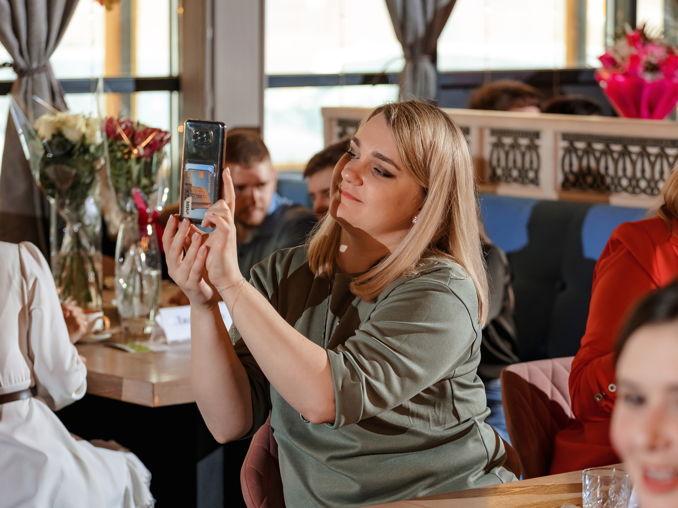 Фотограф на мероприятие. Свадебный репортажный и фуд фотограф в Барнауле Гайфулин Виталий