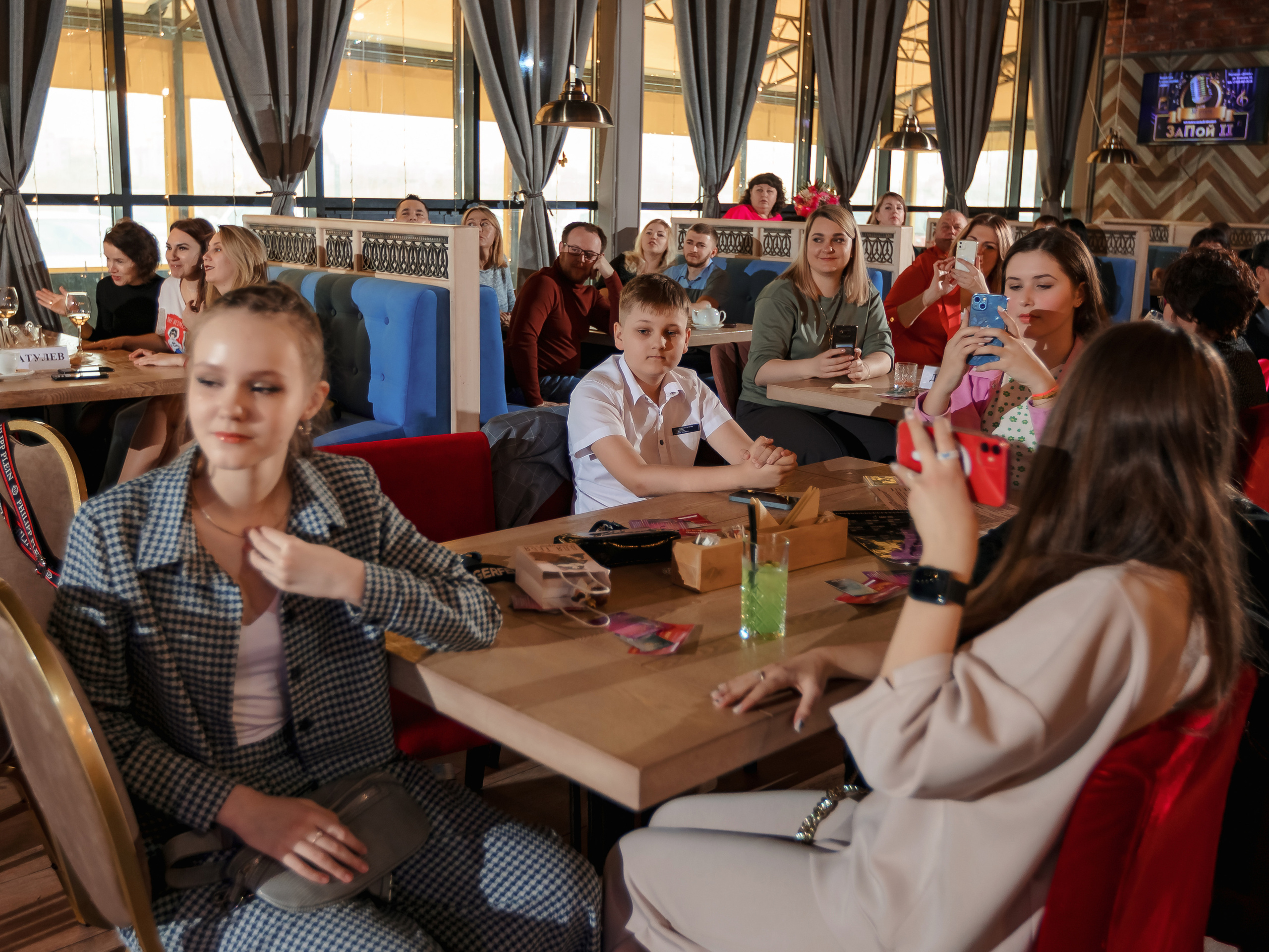 Фотограф на мероприятие. Свадебный репортажный и фуд фотограф в Барнауле Гайфулин Виталий