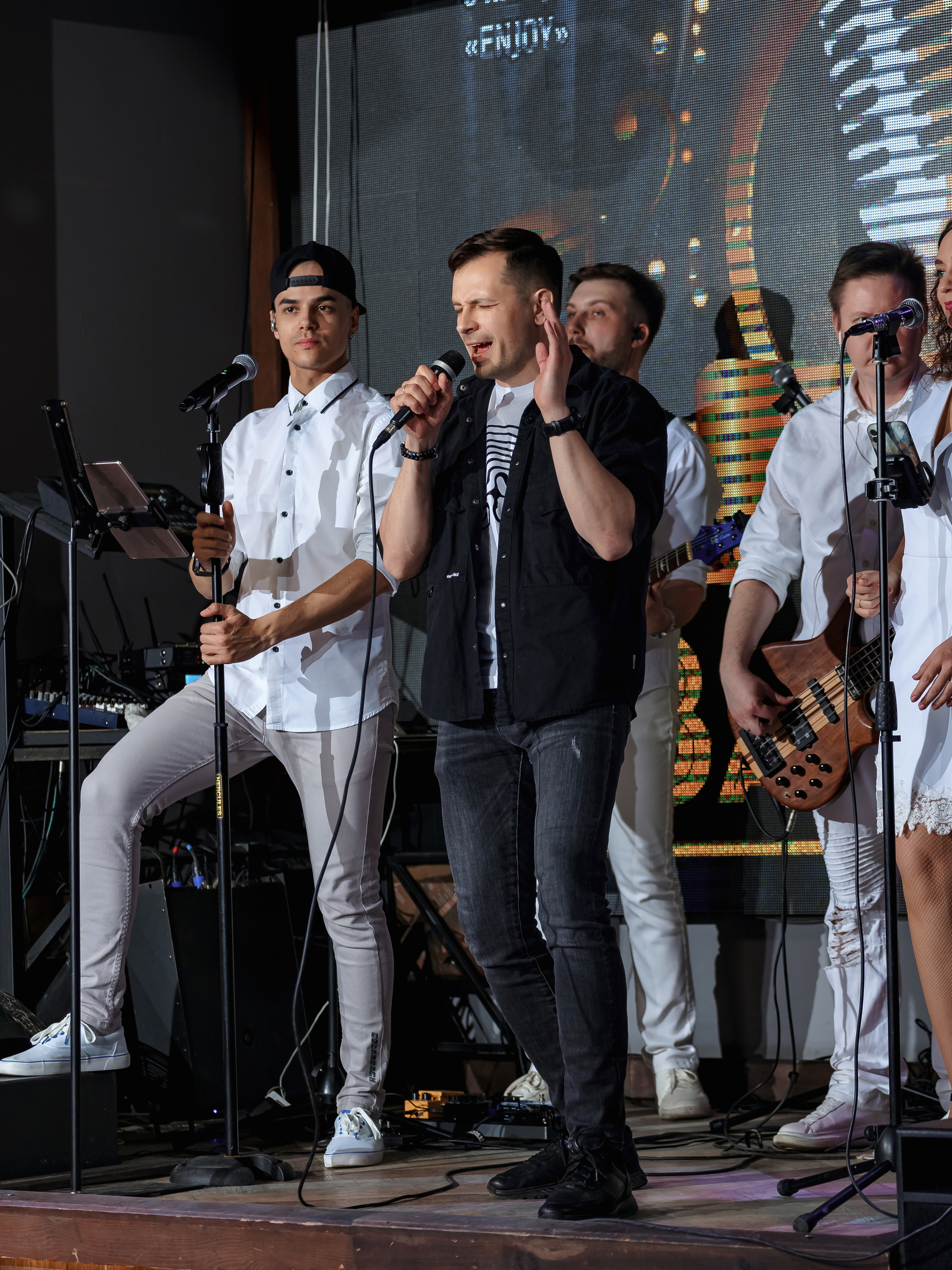 Фотограф на мероприятие. Свадебный репортажный и фуд фотограф в Барнауле Гайфулин Виталий