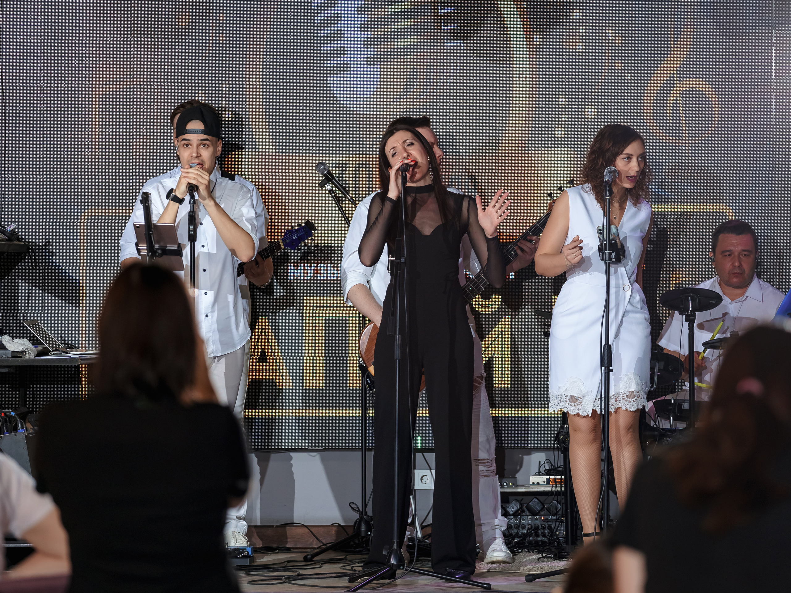 Фотограф на мероприятие. Свадебный репортажный и фуд фотограф в Барнауле Гайфулин Виталий