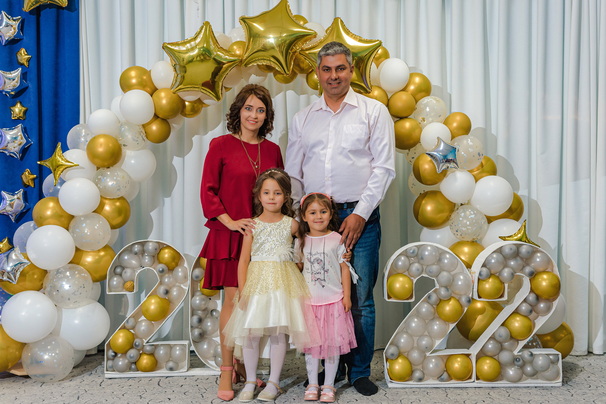 Фотограф на выпускной садик, школа, 1 сентября. Свадебный репортажный и фуд фотограф в Барнауле Гайфулин Виталий