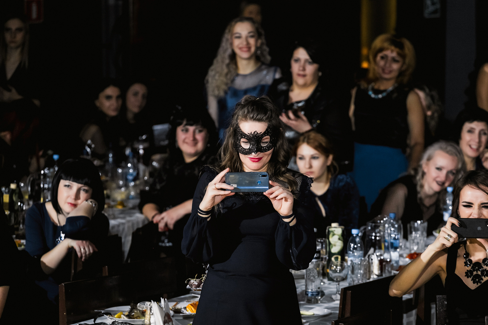 Новогодний корпоратив 300+чел СовкомБанк. Свадебный репортажный и фуд фотограф в Барнауле Гайфулин Виталий