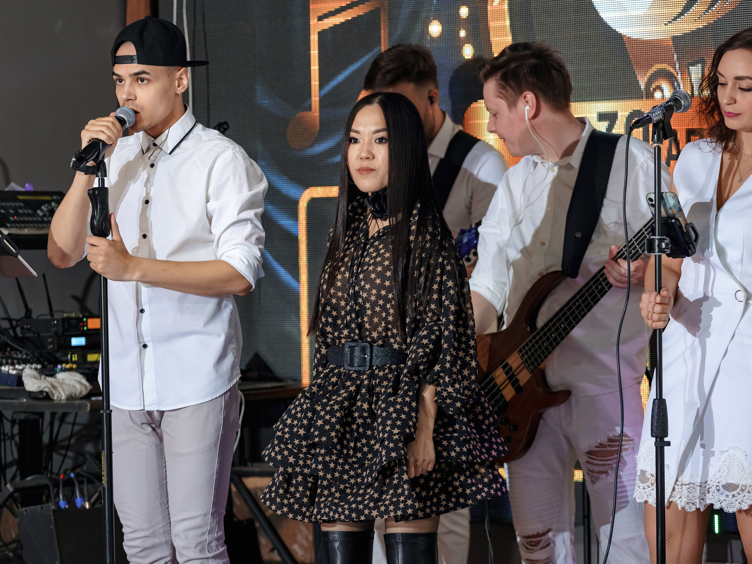 Фотограф на мероприятие. Свадебный репортажный и фуд фотограф в Барнауле Гайфулин Виталий