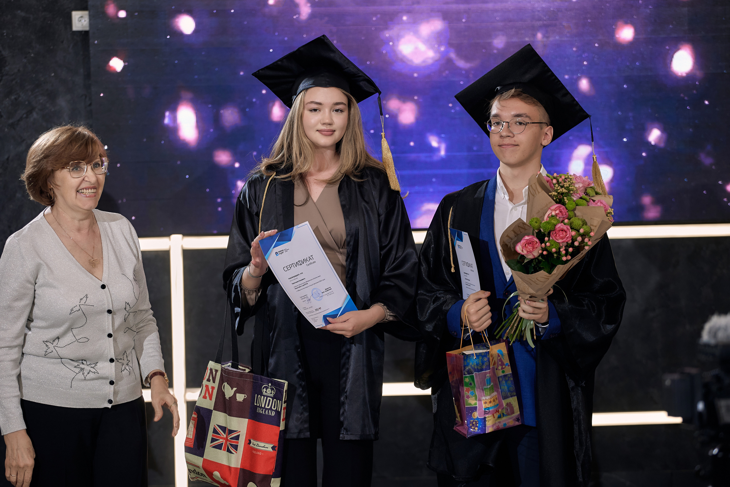 Фотограф на выпускной. Свадебный репортажный и фуд фотограф в Барнауле Гайфулин Виталий