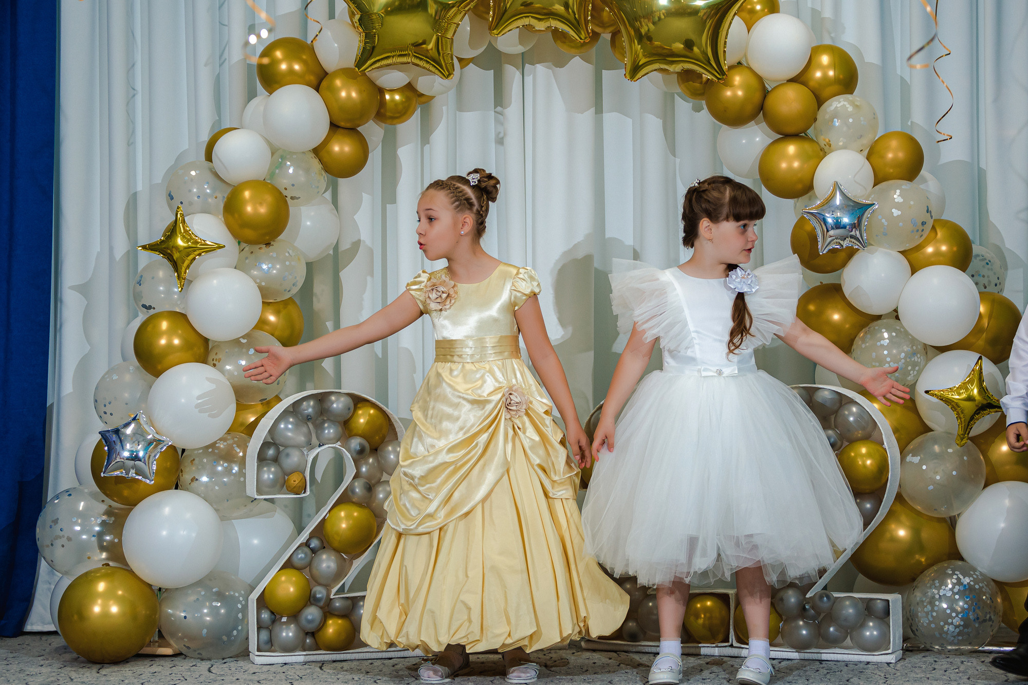 Фотограф на выпускной садик, школа, 1 сентября. Свадебный репортажный и фуд фотограф в Барнауле Гайфулин Виталий