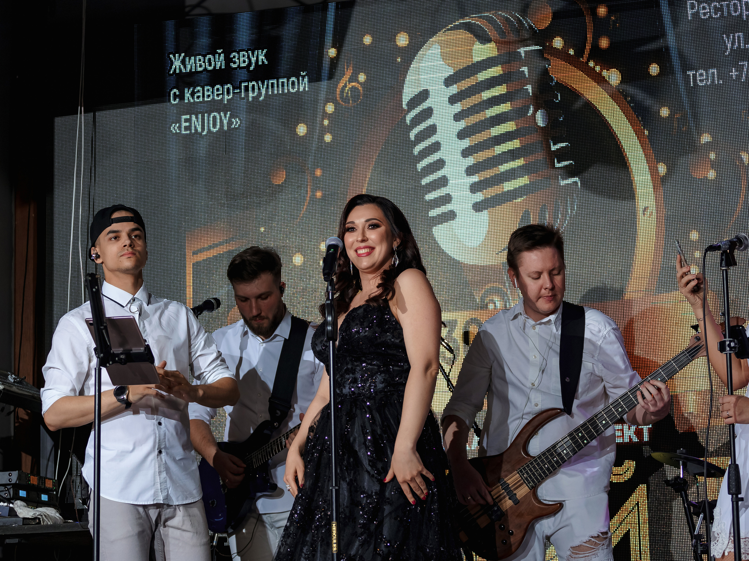 Фотограф на мероприятие. Свадебный репортажный и фуд фотограф в Барнауле Гайфулин Виталий