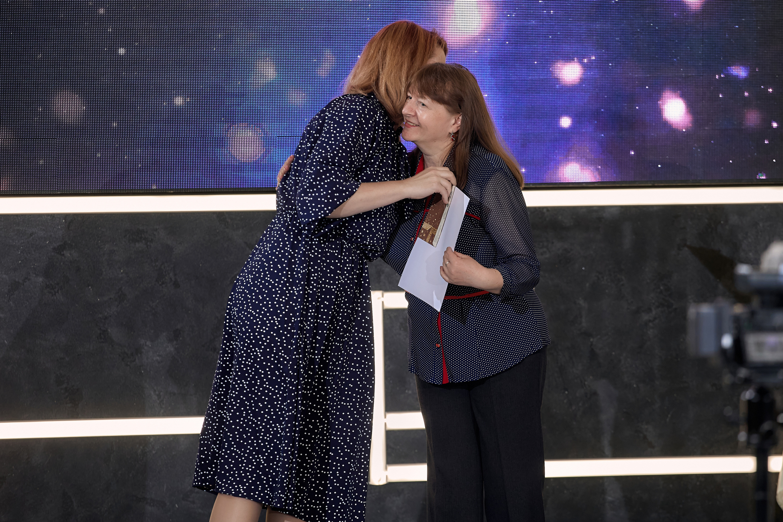 Фотограф на выпускной. Свадебный репортажный и фуд фотограф в Барнауле Гайфулин Виталий