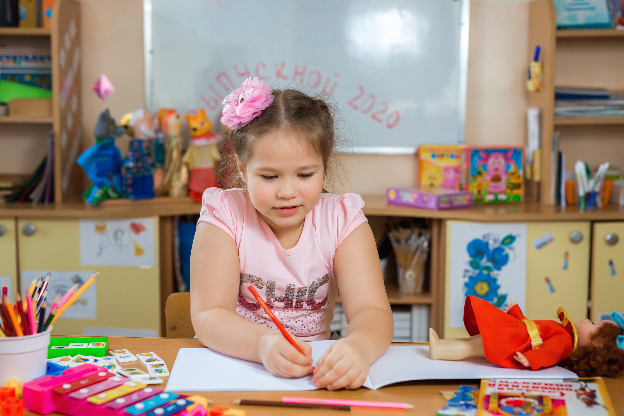 Фотограф на выпускной садик, школа, 1 сентября. Свадебный репортажный и фуд фотограф в Барнауле Гайфулин Виталий