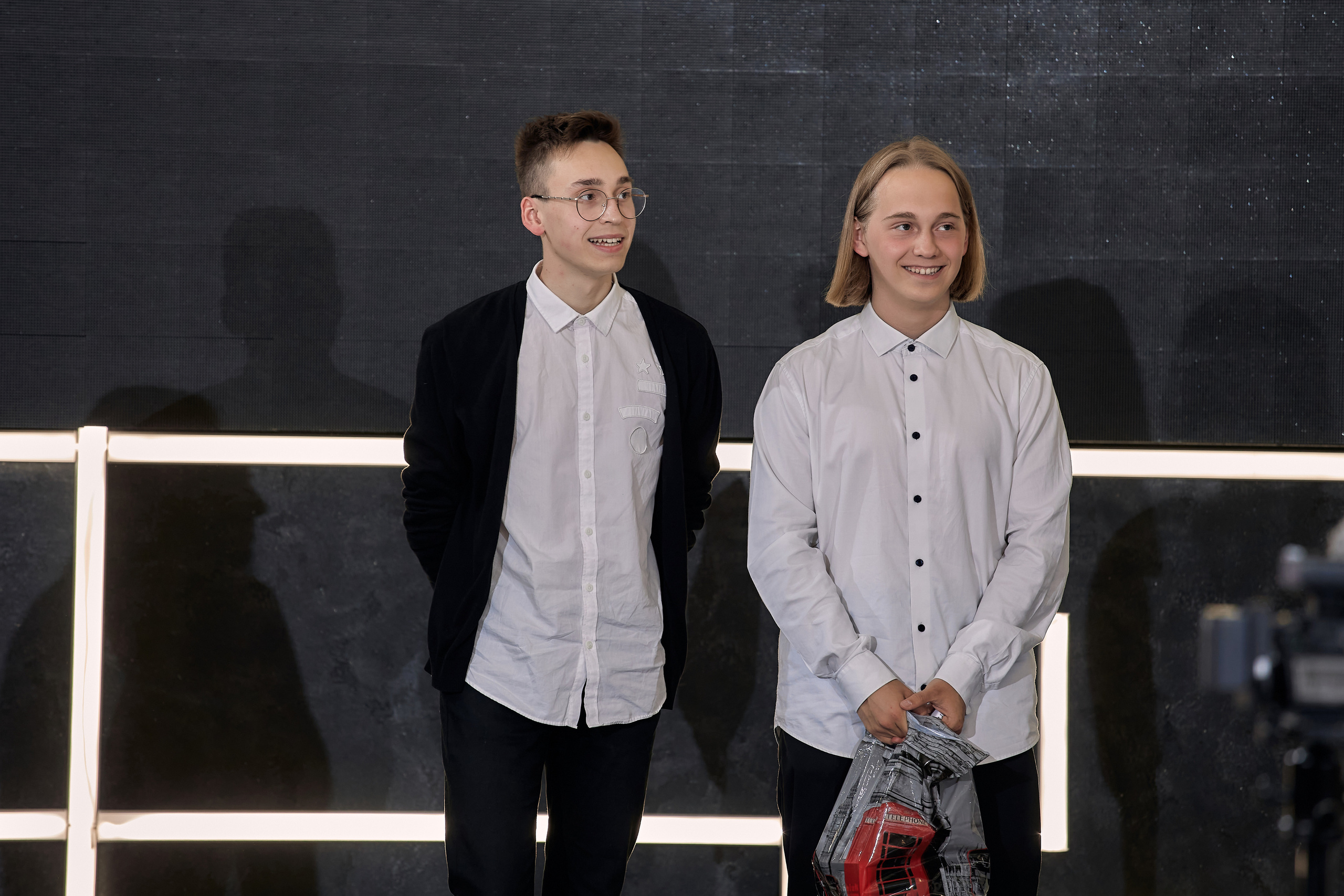 Фотограф на выпускной. Свадебный репортажный и фуд фотограф в Барнауле Гайфулин Виталий