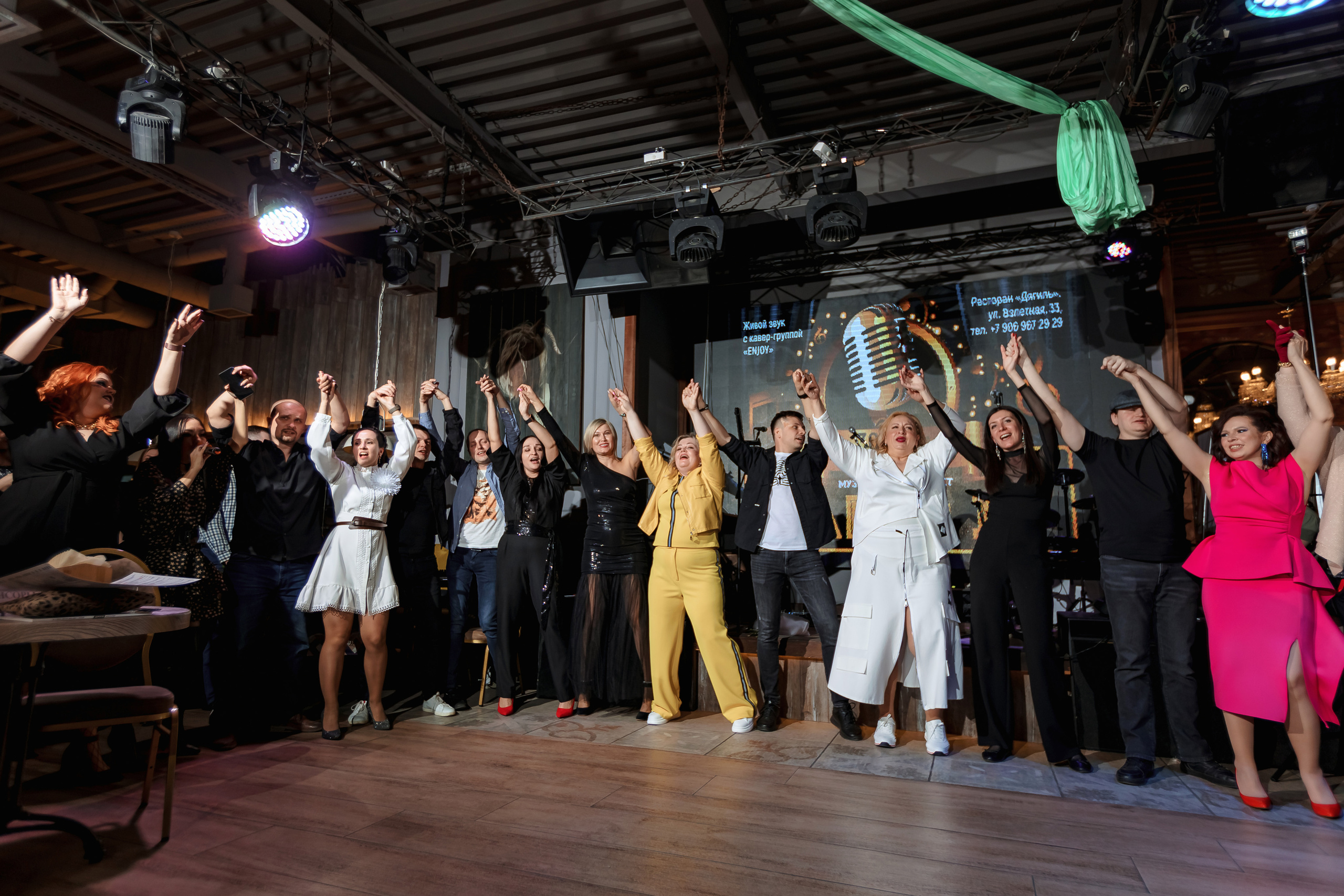 Фотограф на мероприятие. Свадебный репортажный и фуд фотограф в Барнауле Гайфулин Виталий