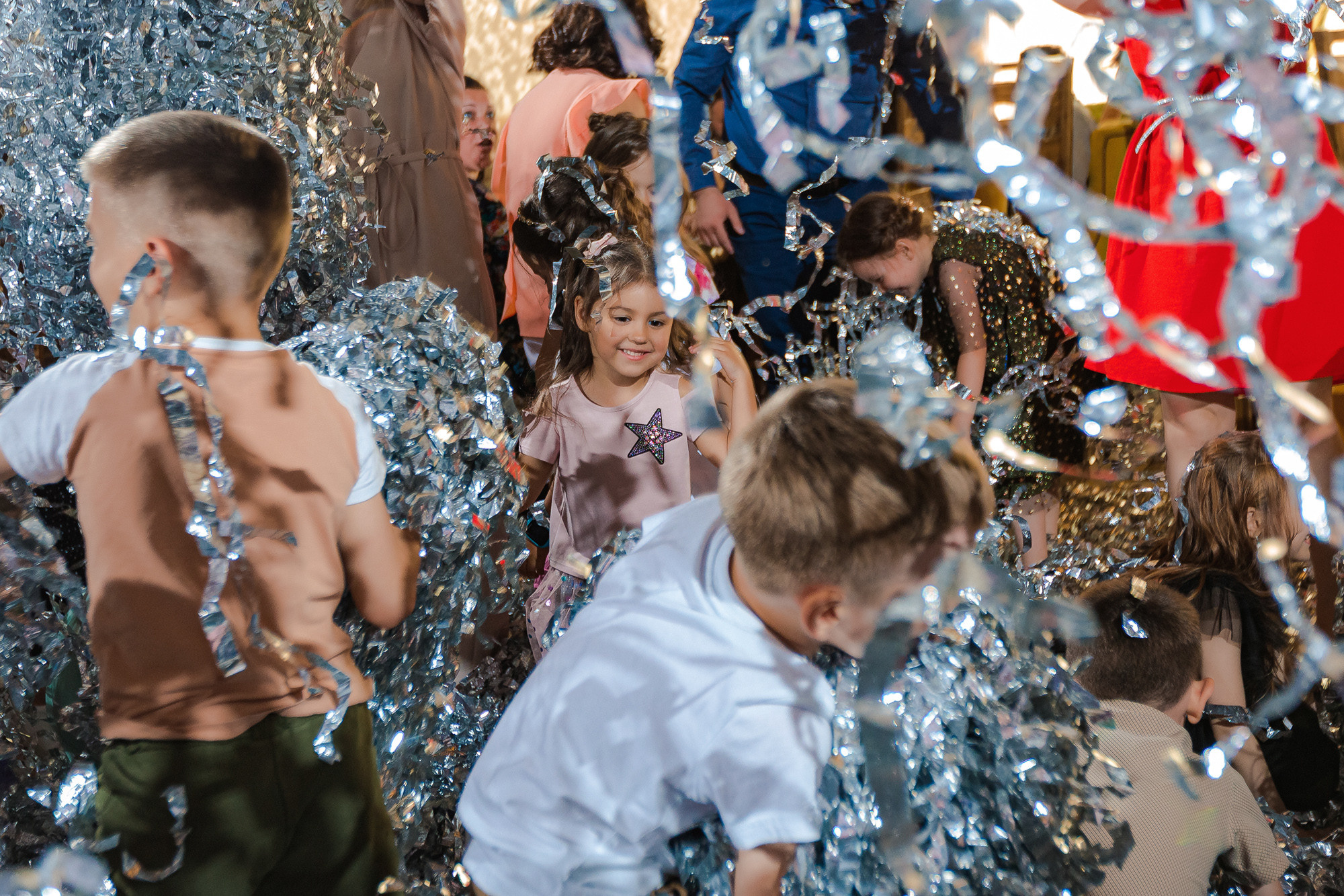 Фотограф на выпускной садик, школа, 1 сентября. Свадебный репортажный и фуд фотограф в Барнауле Гайфулин Виталий