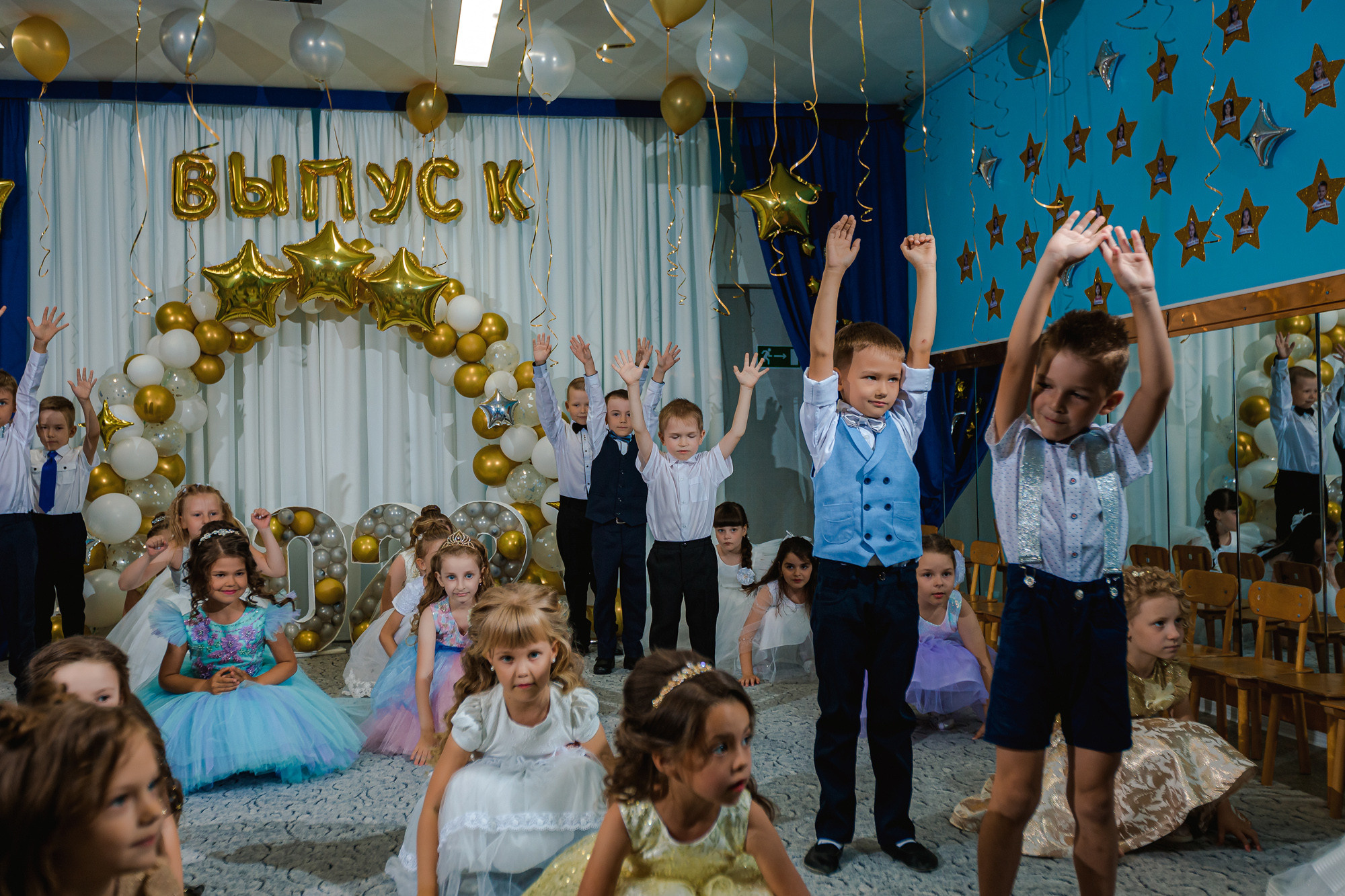Фотограф на выпускной садик, школа, 1 сентября. Свадебный репортажный и фуд фотограф в Барнауле Гайфулин Виталий