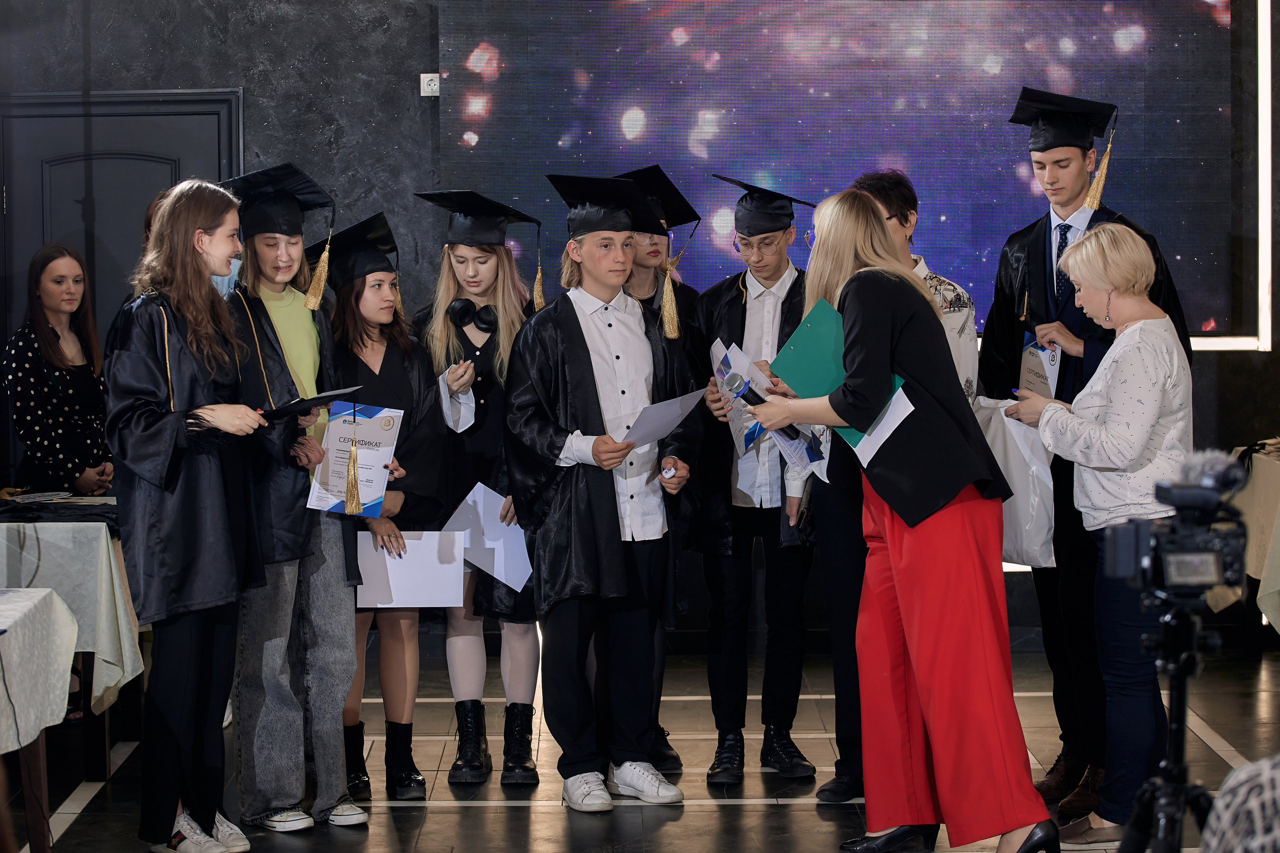 Фотограф на выпускной. Свадебный репортажный и фуд фотограф в Барнауле Гайфулин Виталий