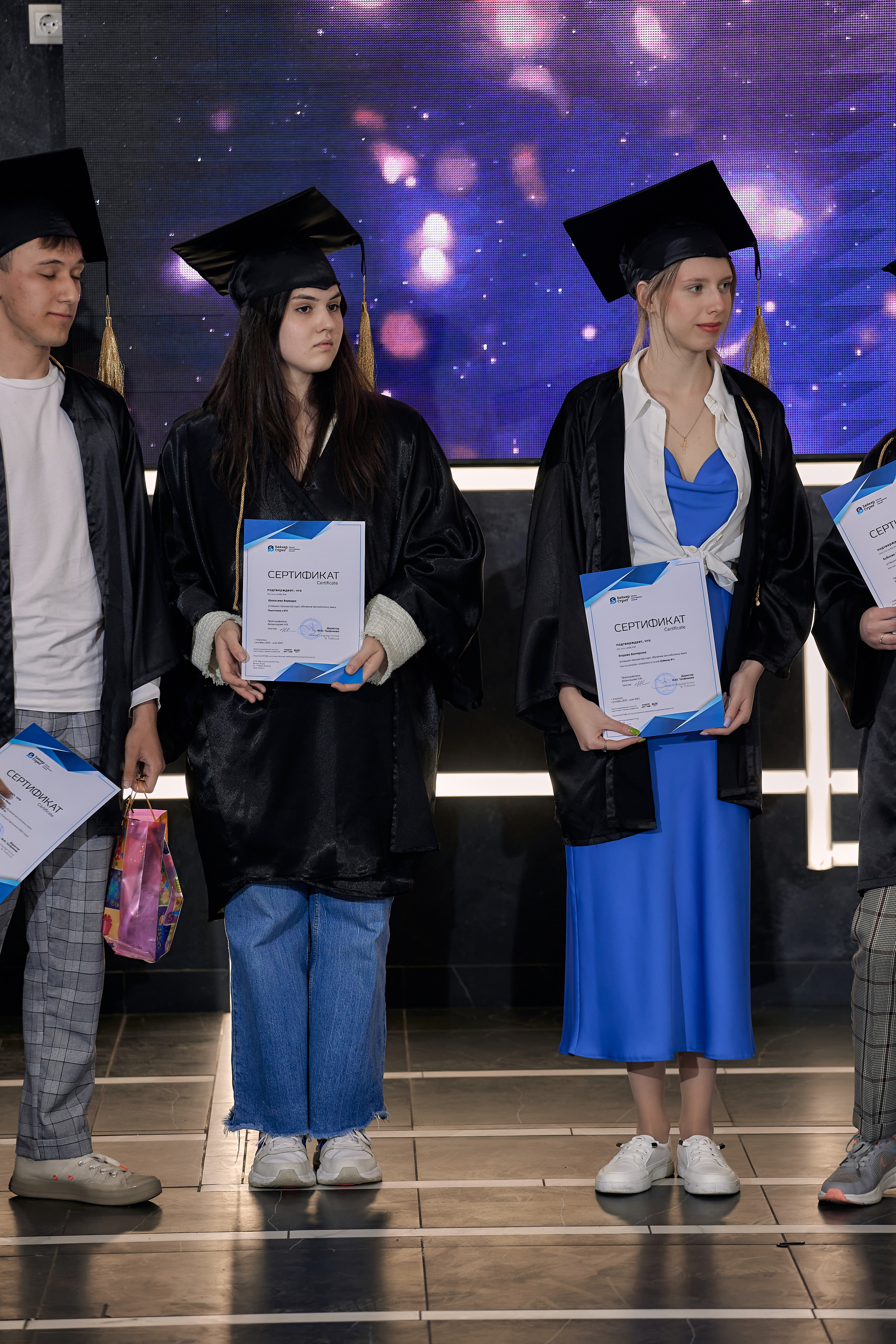 Фотограф на выпускной. Свадебный репортажный и фуд фотограф в Барнауле Гайфулин Виталий