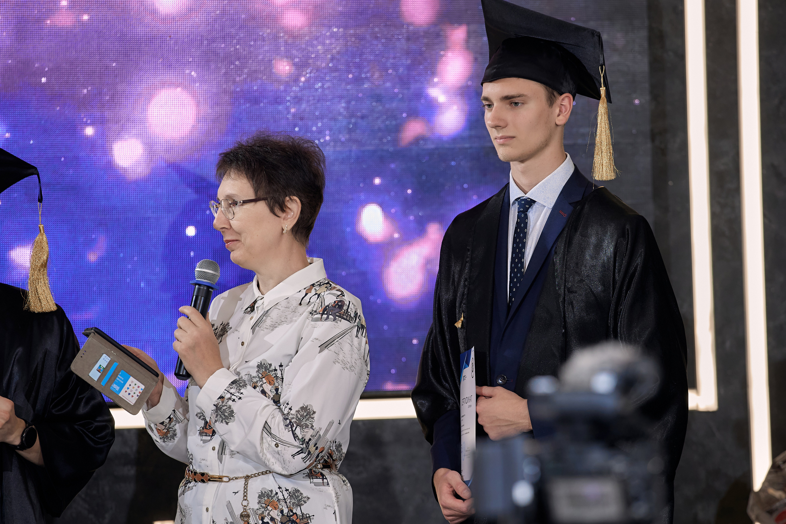 Фотограф на выпускной. Свадебный репортажный и фуд фотограф в Барнауле Гайфулин Виталий