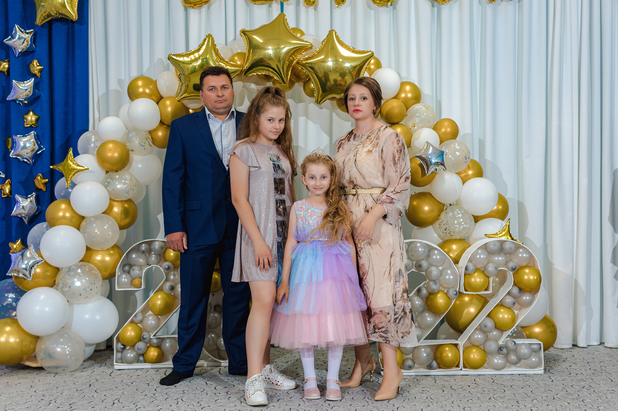 Фотограф на выпускной садик, школа, 1 сентября. Свадебный репортажный и фуд фотограф в Барнауле Гайфулин Виталий