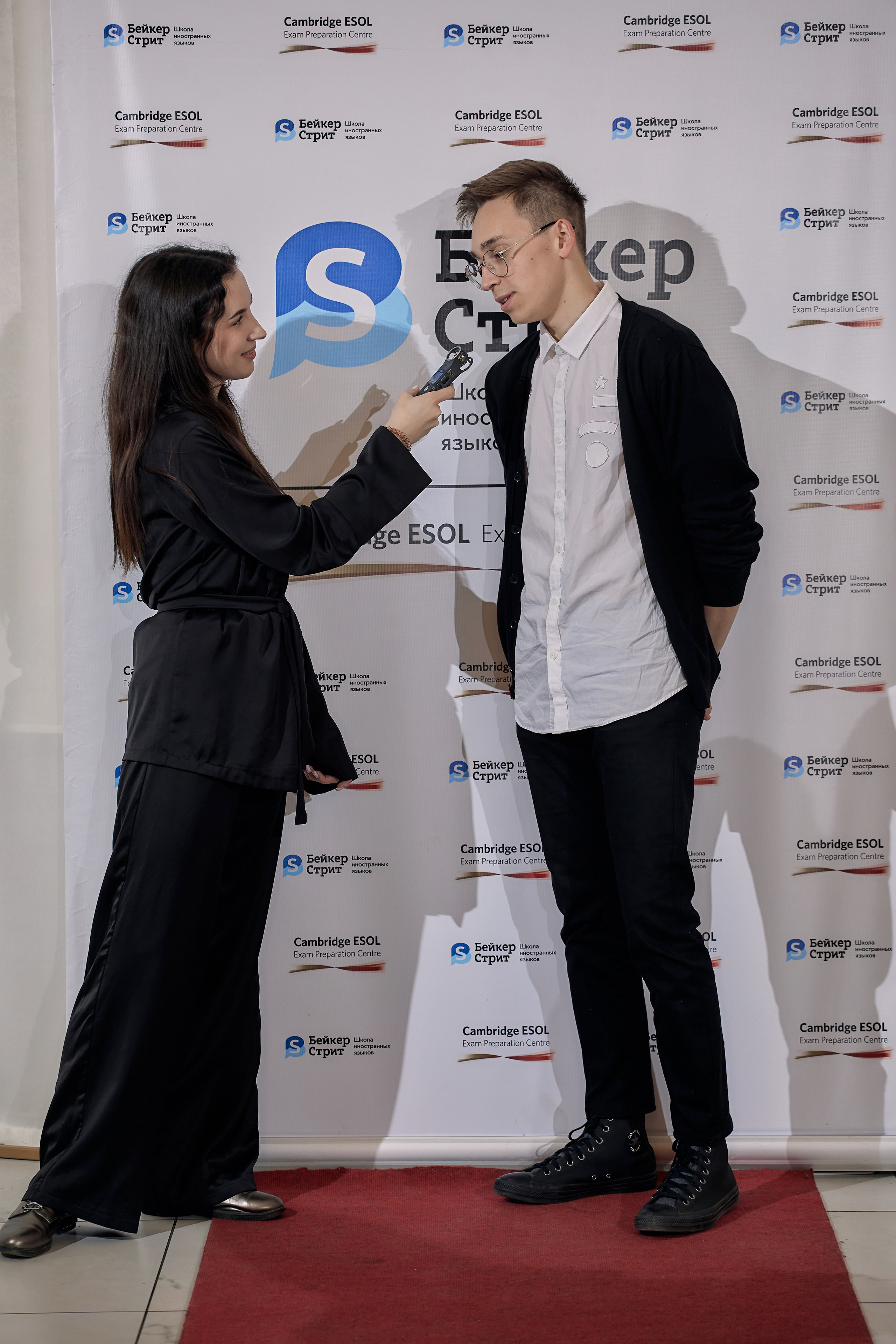 Фотограф на выпускной. Свадебный репортажный и фуд фотограф в Барнауле Гайфулин Виталий