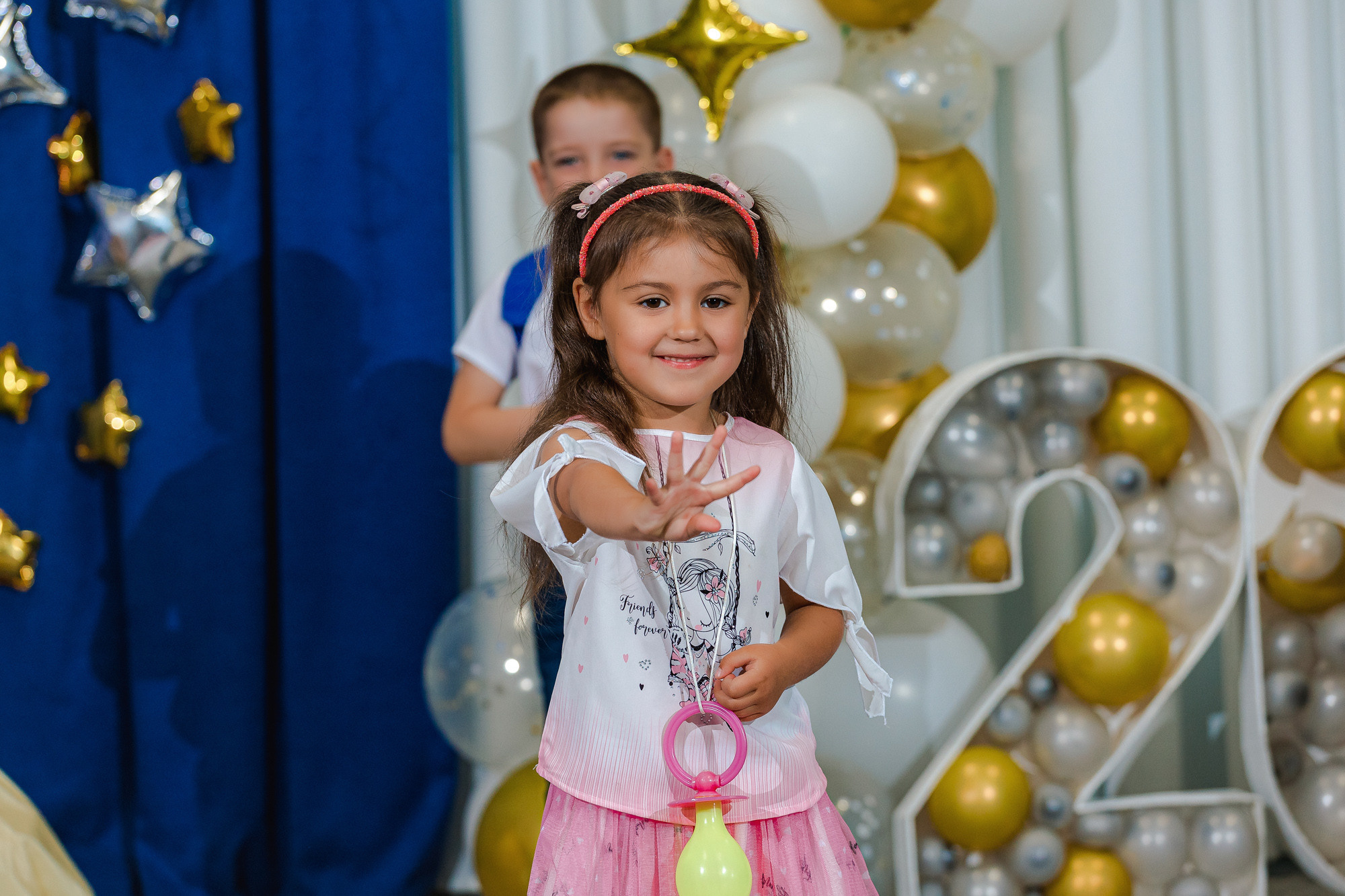 Фотограф на выпускной садик, школа, 1 сентября. Свадебный репортажный и фуд фотограф в Барнауле Гайфулин Виталий