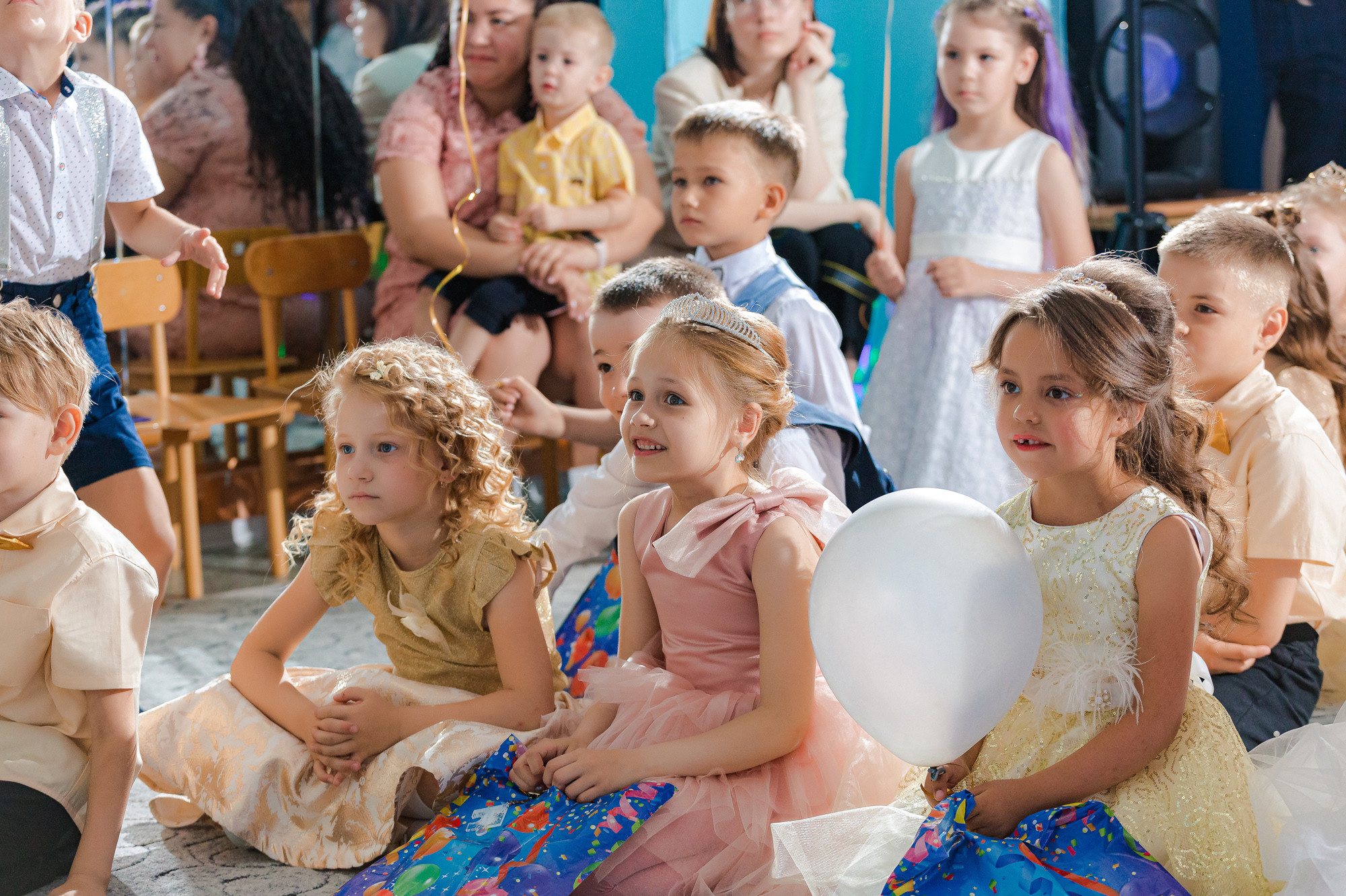Фотограф на выпускной садик, школа, 1 сентября. Свадебный репортажный и фуд фотограф в Барнауле Гайфулин Виталий