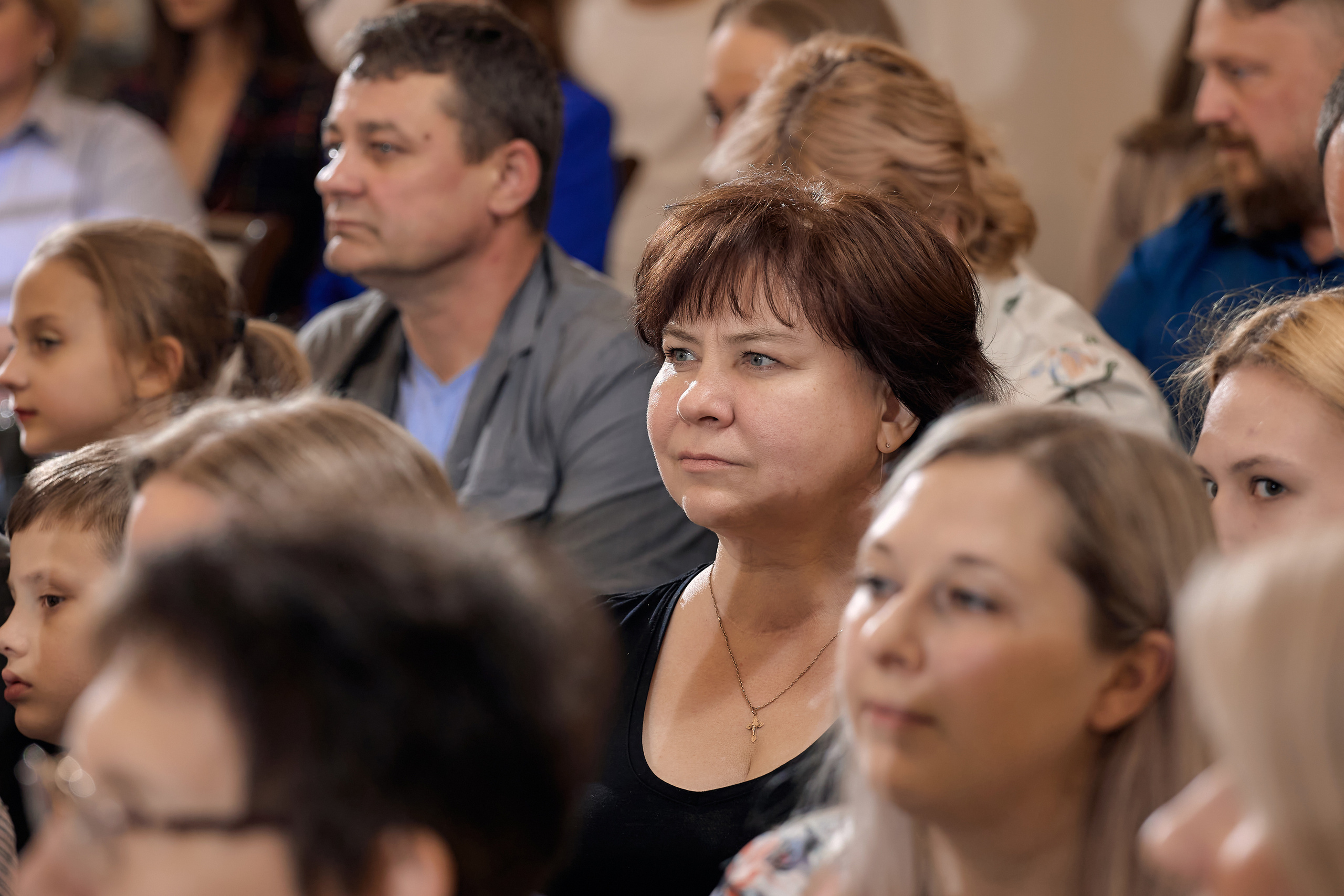 Фотограф на выпускной. Свадебный репортажный и фуд фотограф в Барнауле Гайфулин Виталий