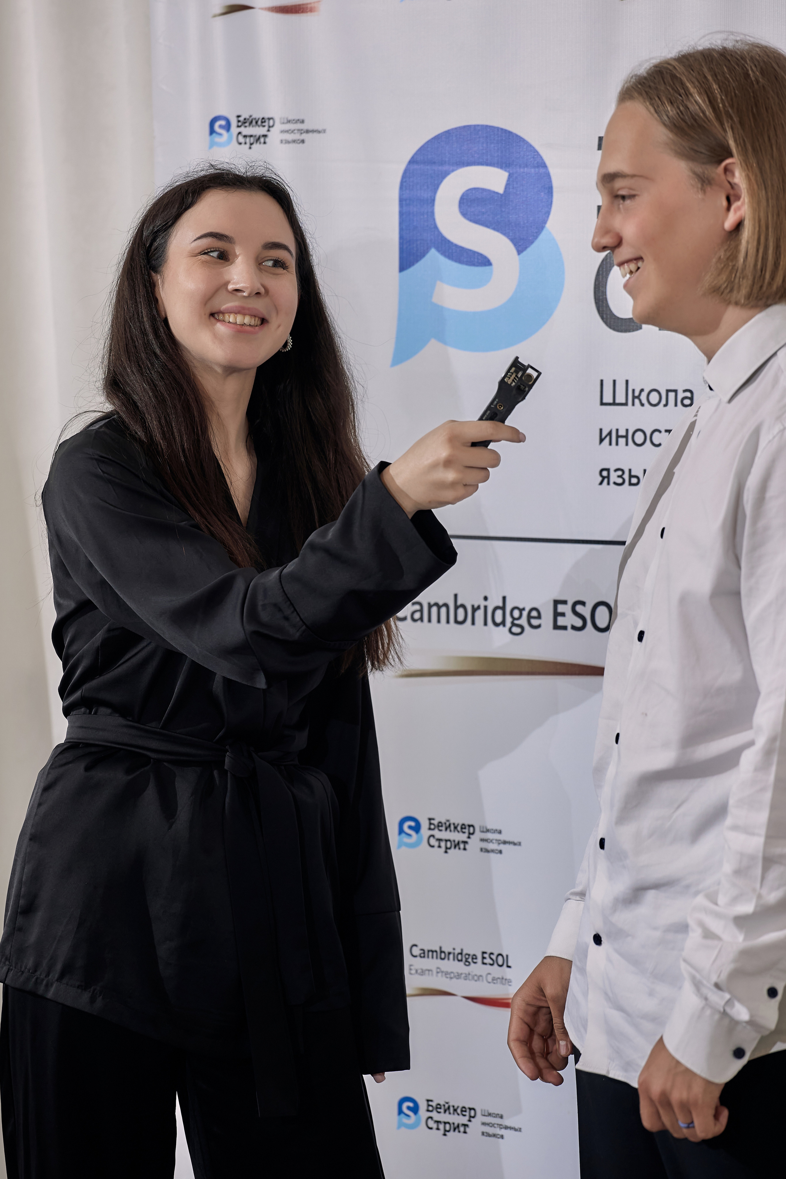 Фотограф на выпускной. Свадебный репортажный и фуд фотограф в Барнауле Гайфулин Виталий